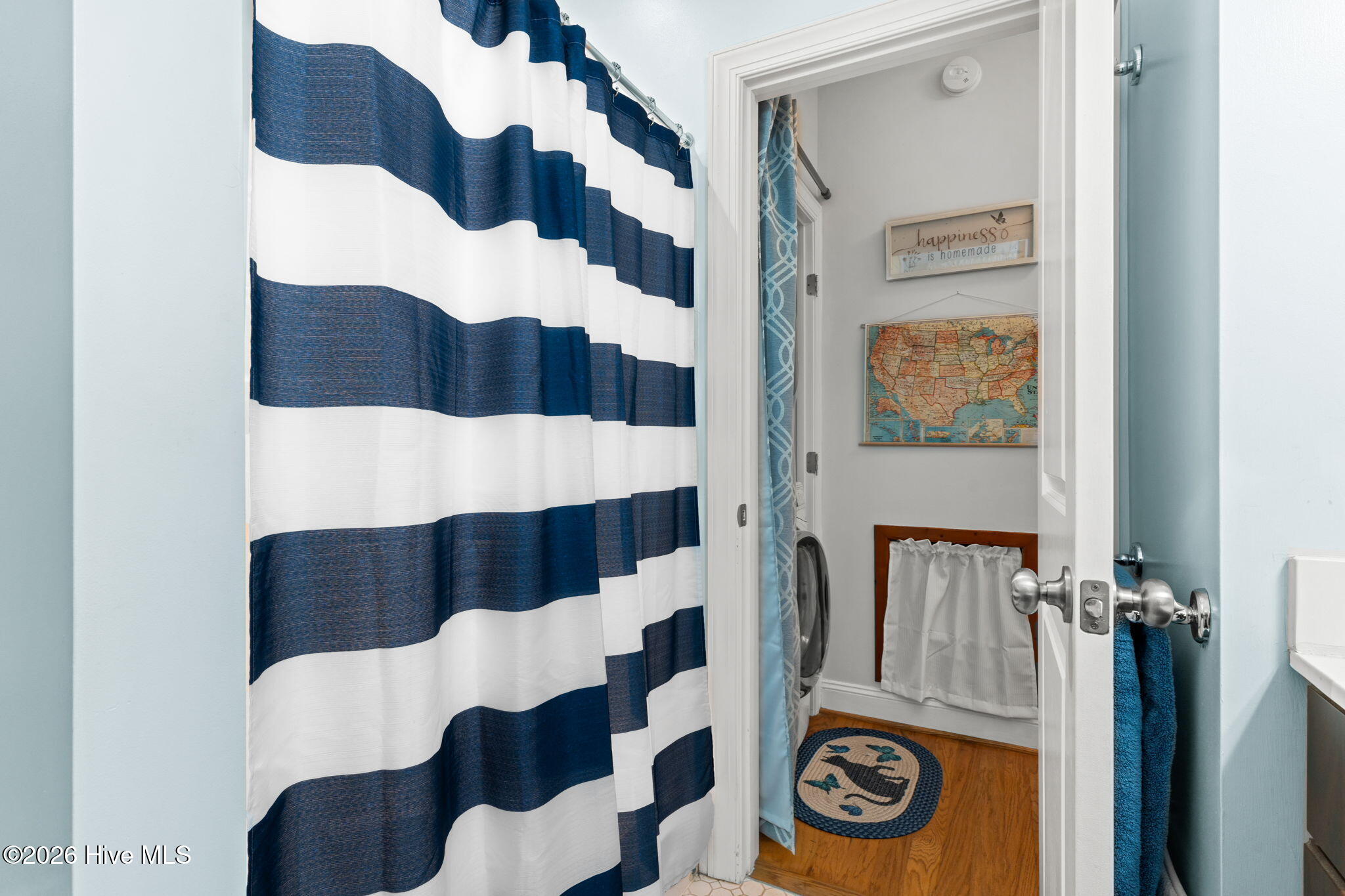 100546382 | Photo 24