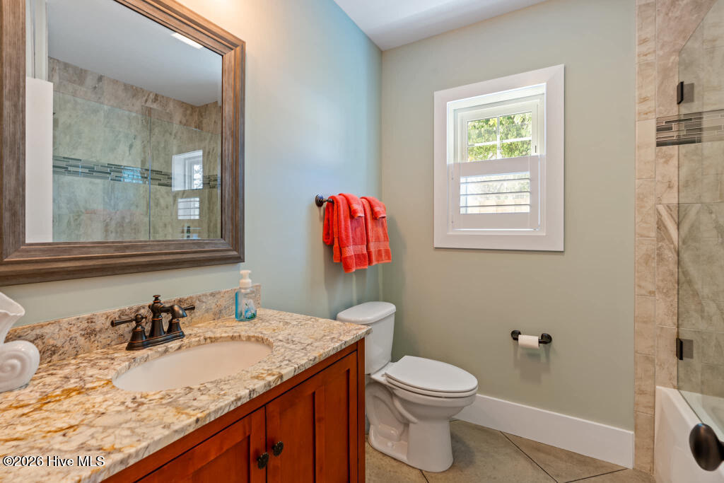 100509824 | Photo 20