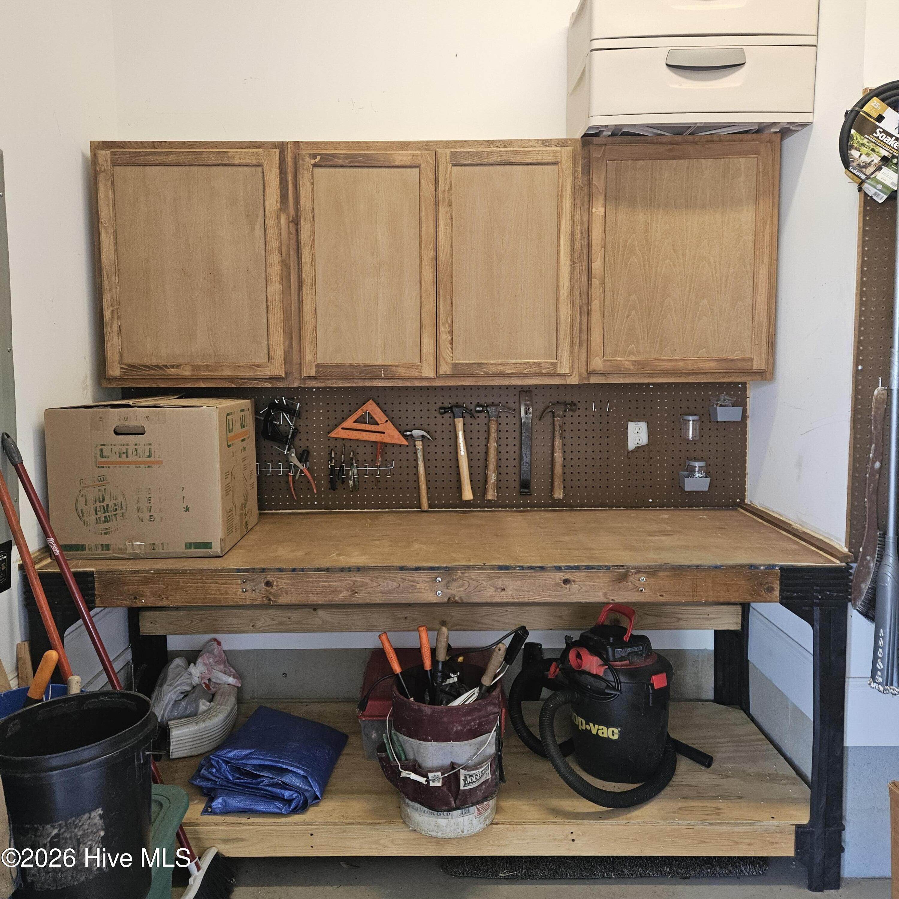 100545012 | Photo 33