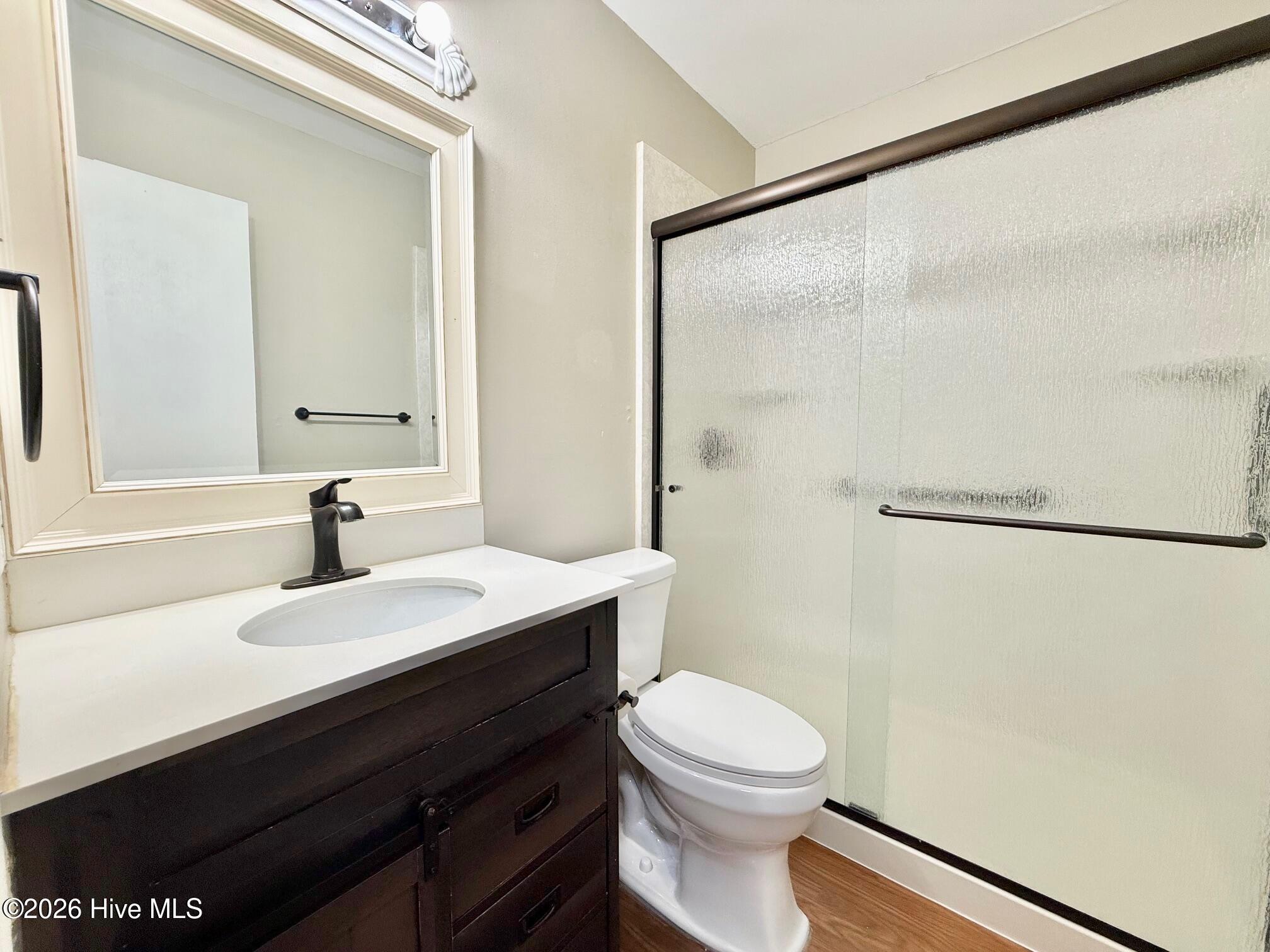 100551122 | Photo 12