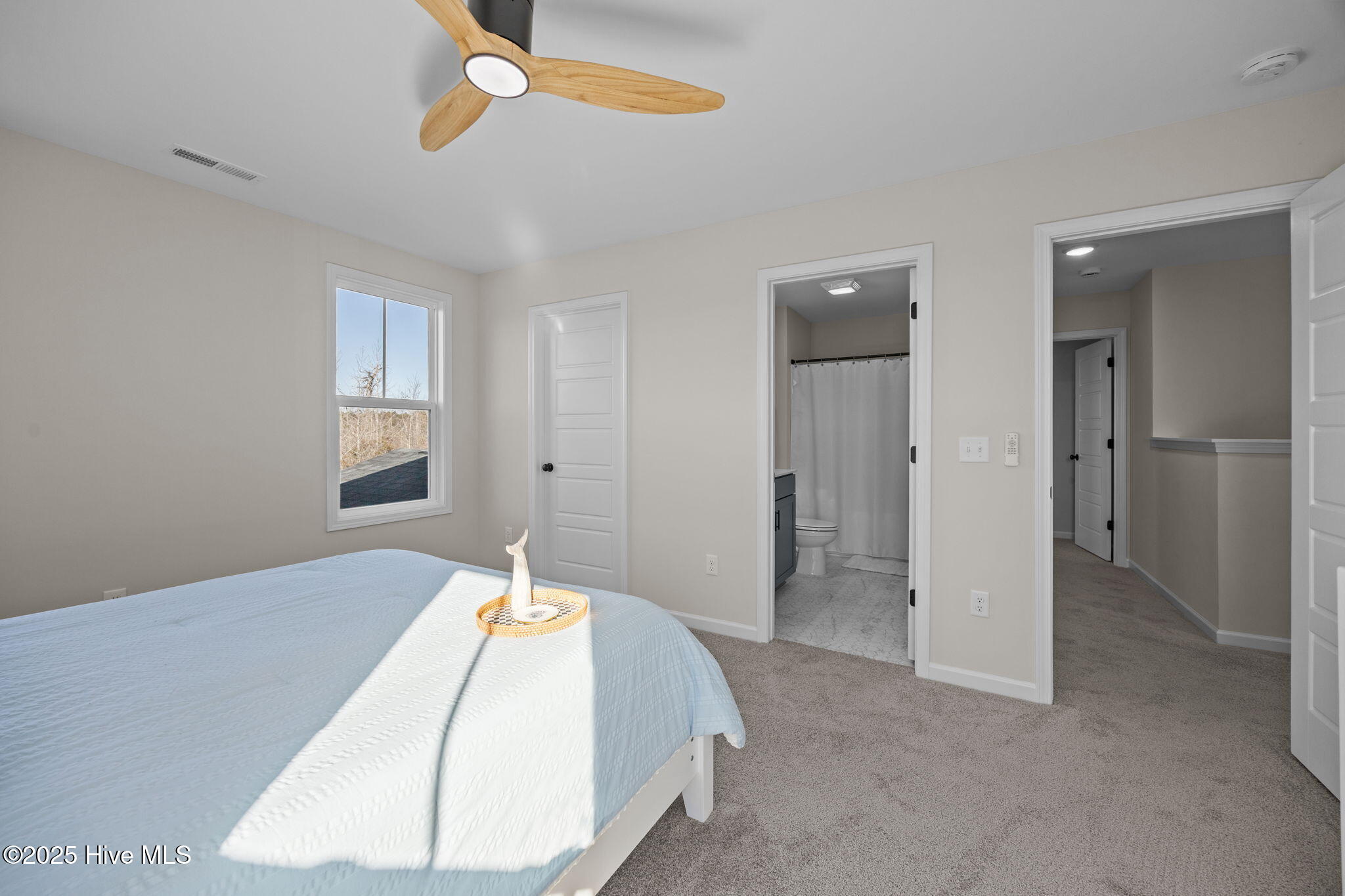 100545459 | Photo 27