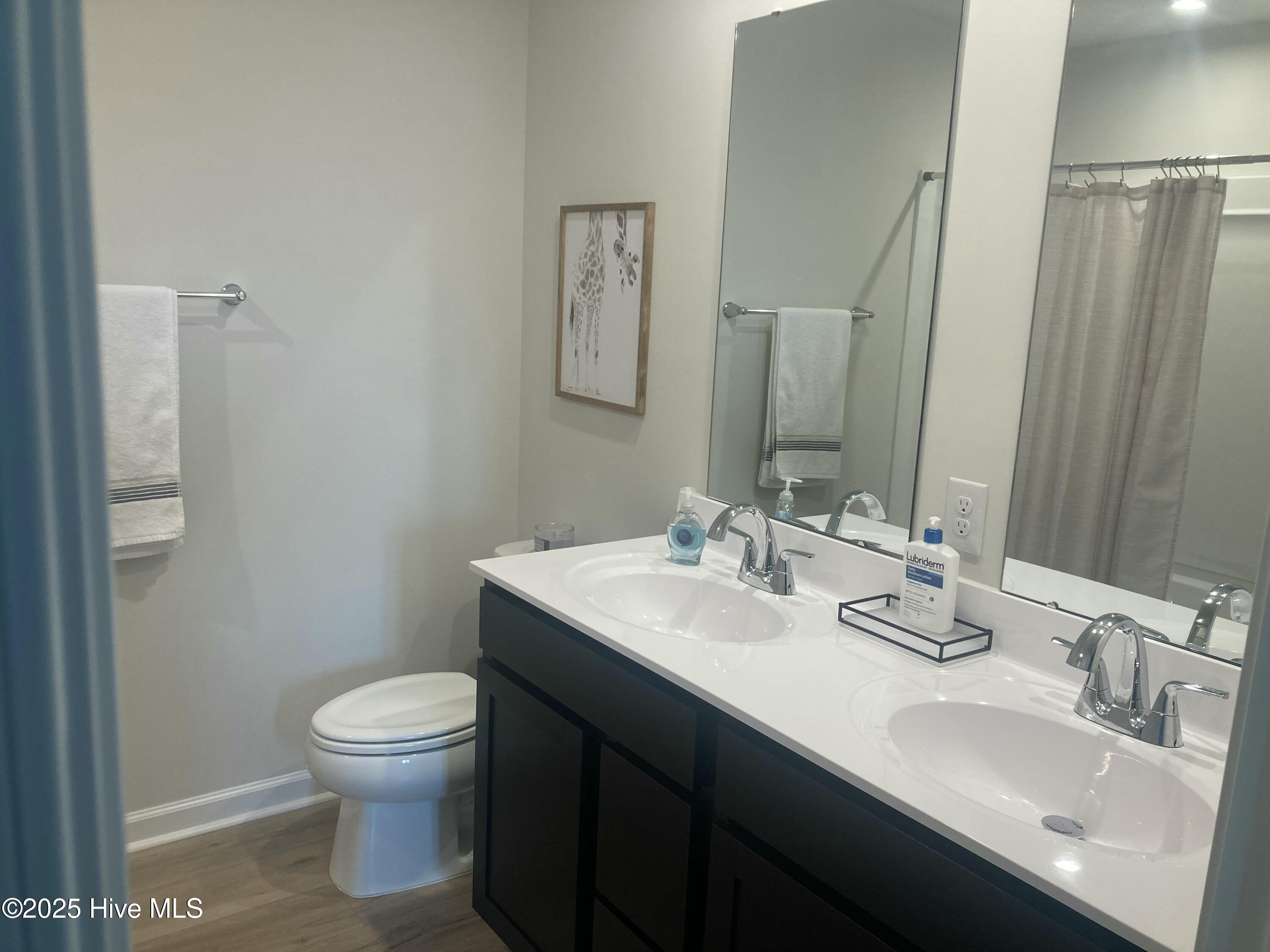 100525774 | Photo 13