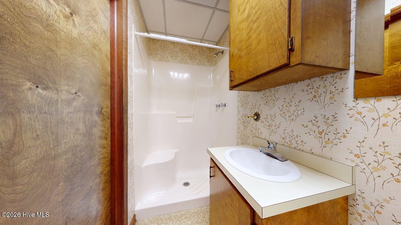 224 Memorial Drive UNIT A, Jacksonville, NC, 28546