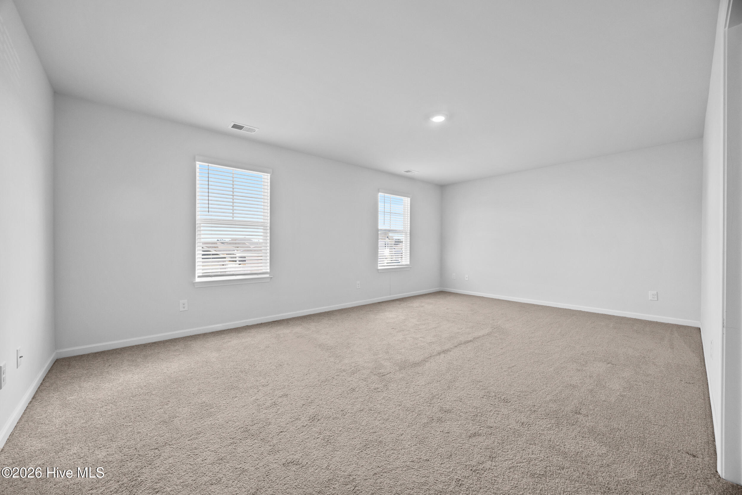 100556435 | Photo 22