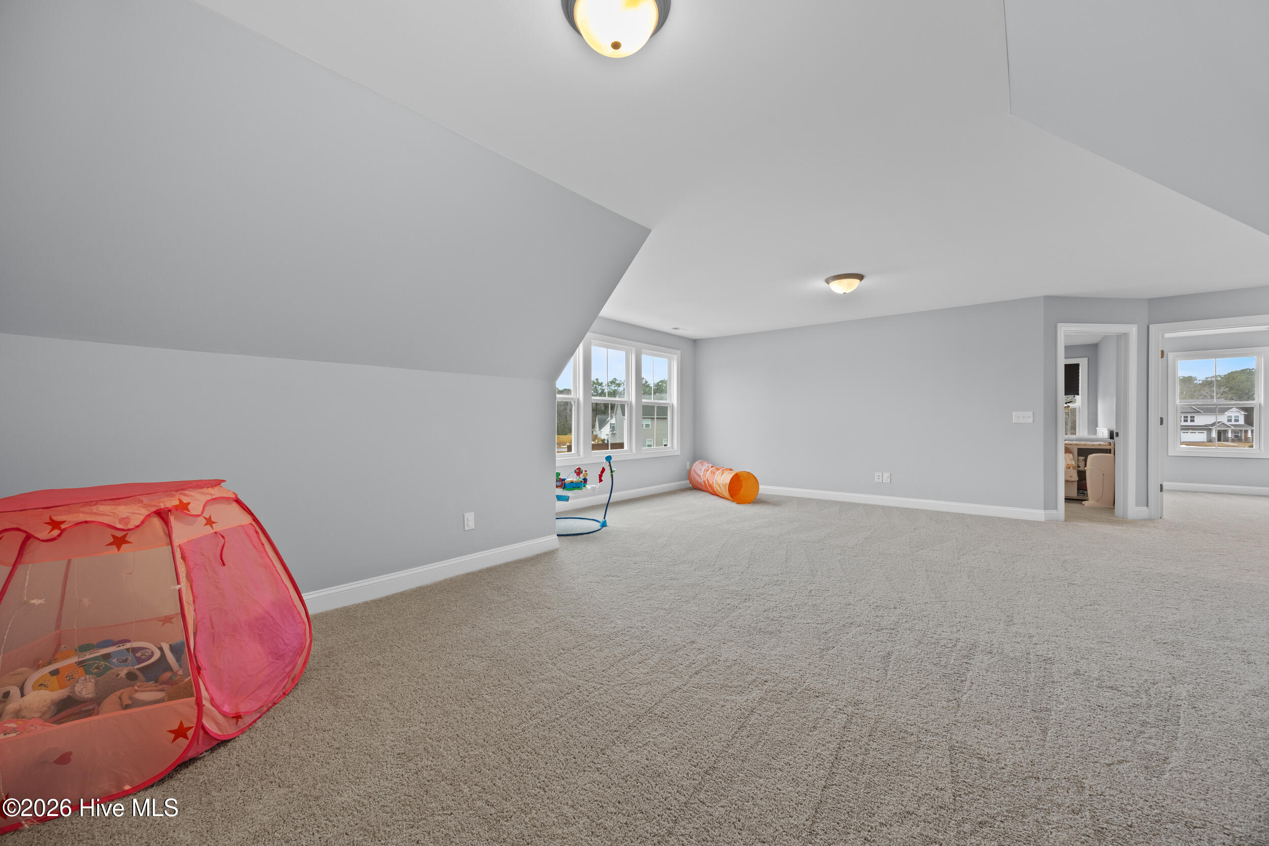 100552292 | Photo 39