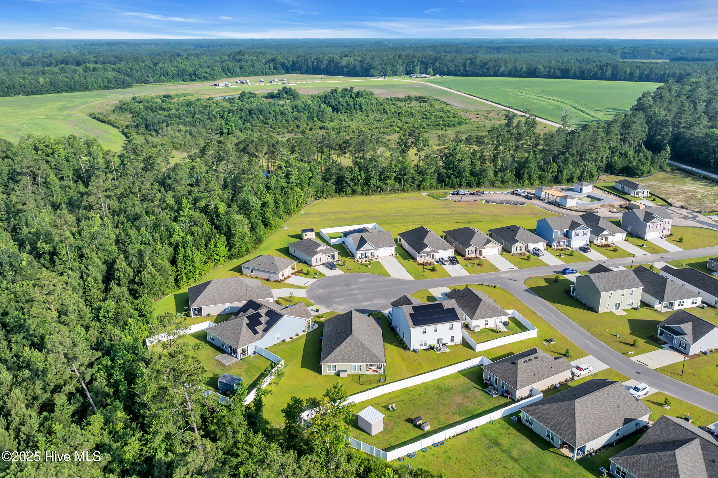 Homes for sale in Tabor City, NC | 113 Arbor Crest Ln, Tabor City, NC 28463 | MLS# 100515916