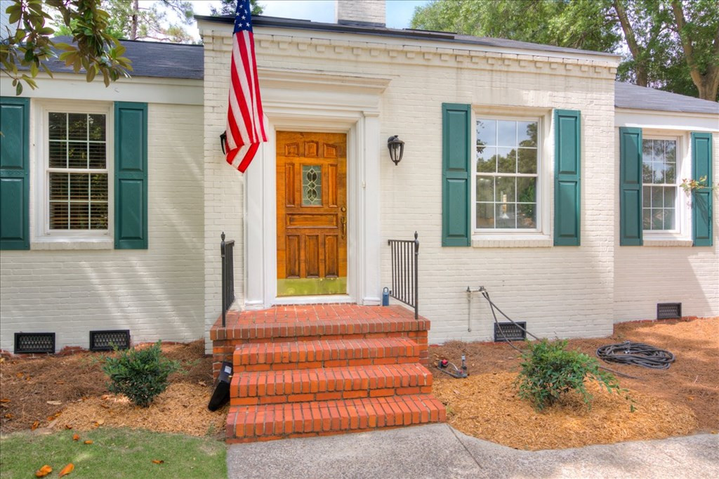 3013 Cardinal Drive, Augusta, GA 30909 Listing Photo  2