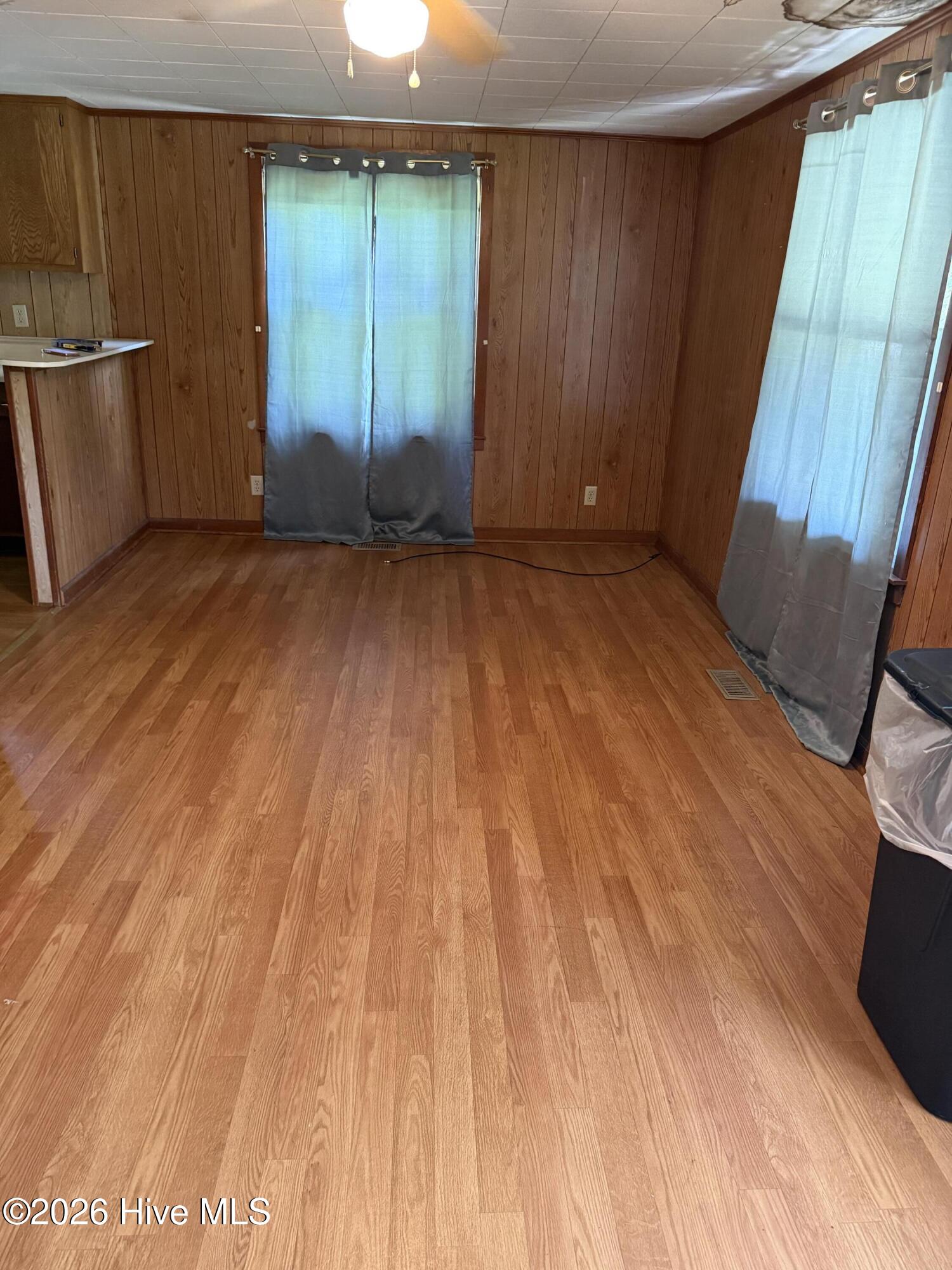890 Hibbs Road,Newport