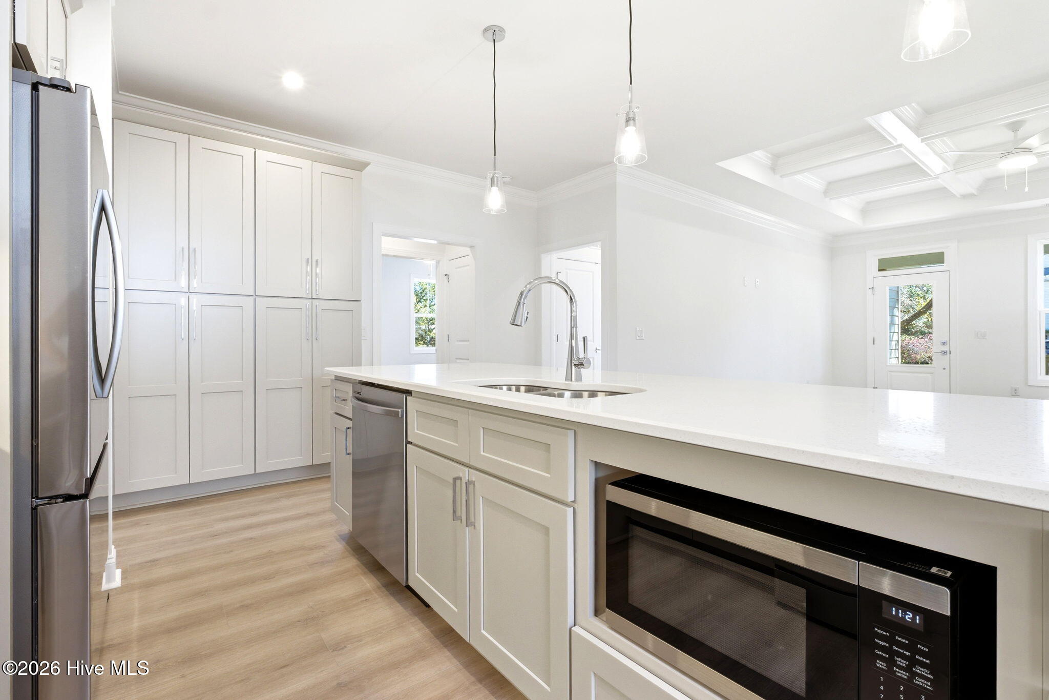 100565030 | Photo 19