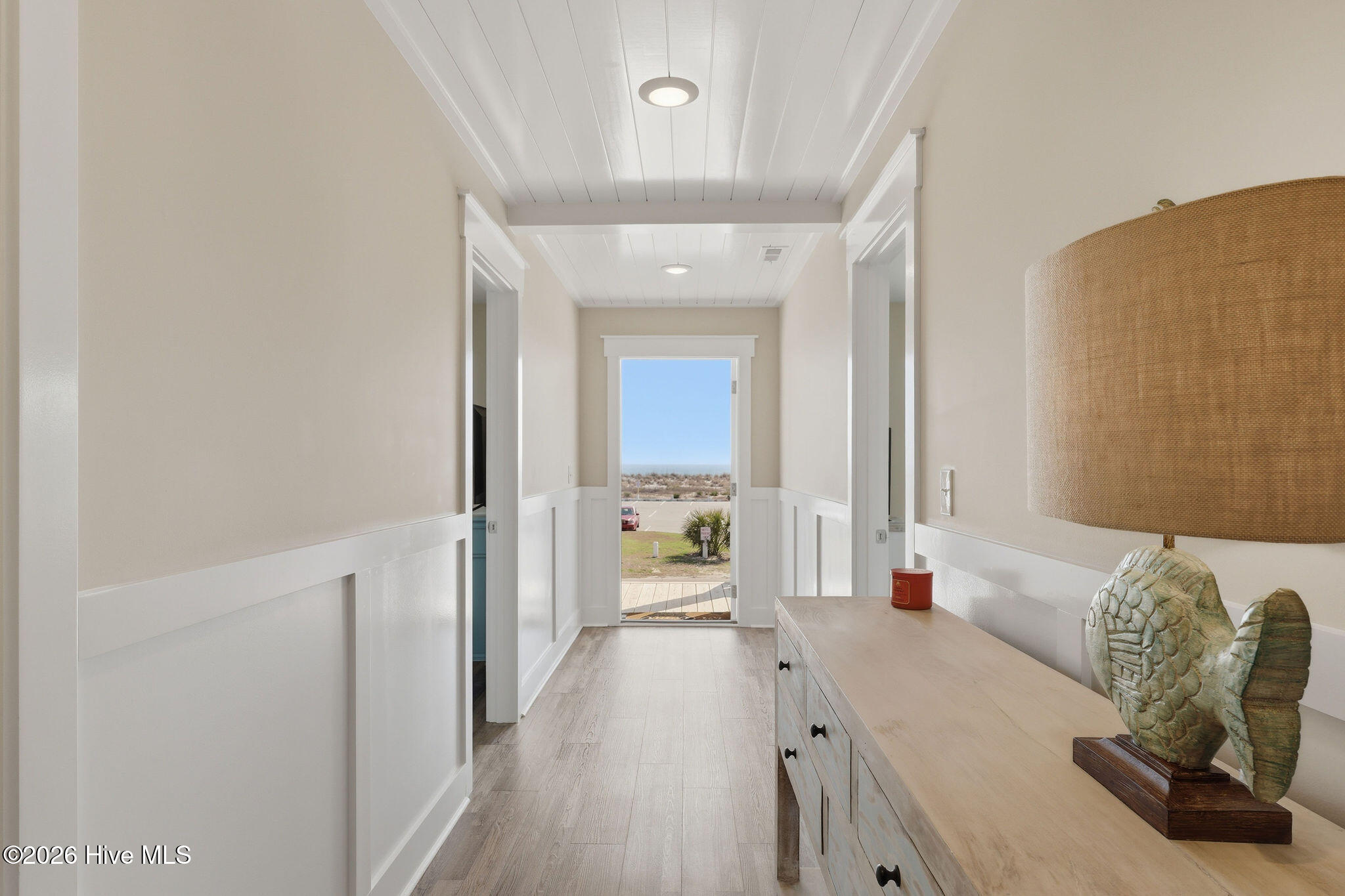 100559118 | Photo 46