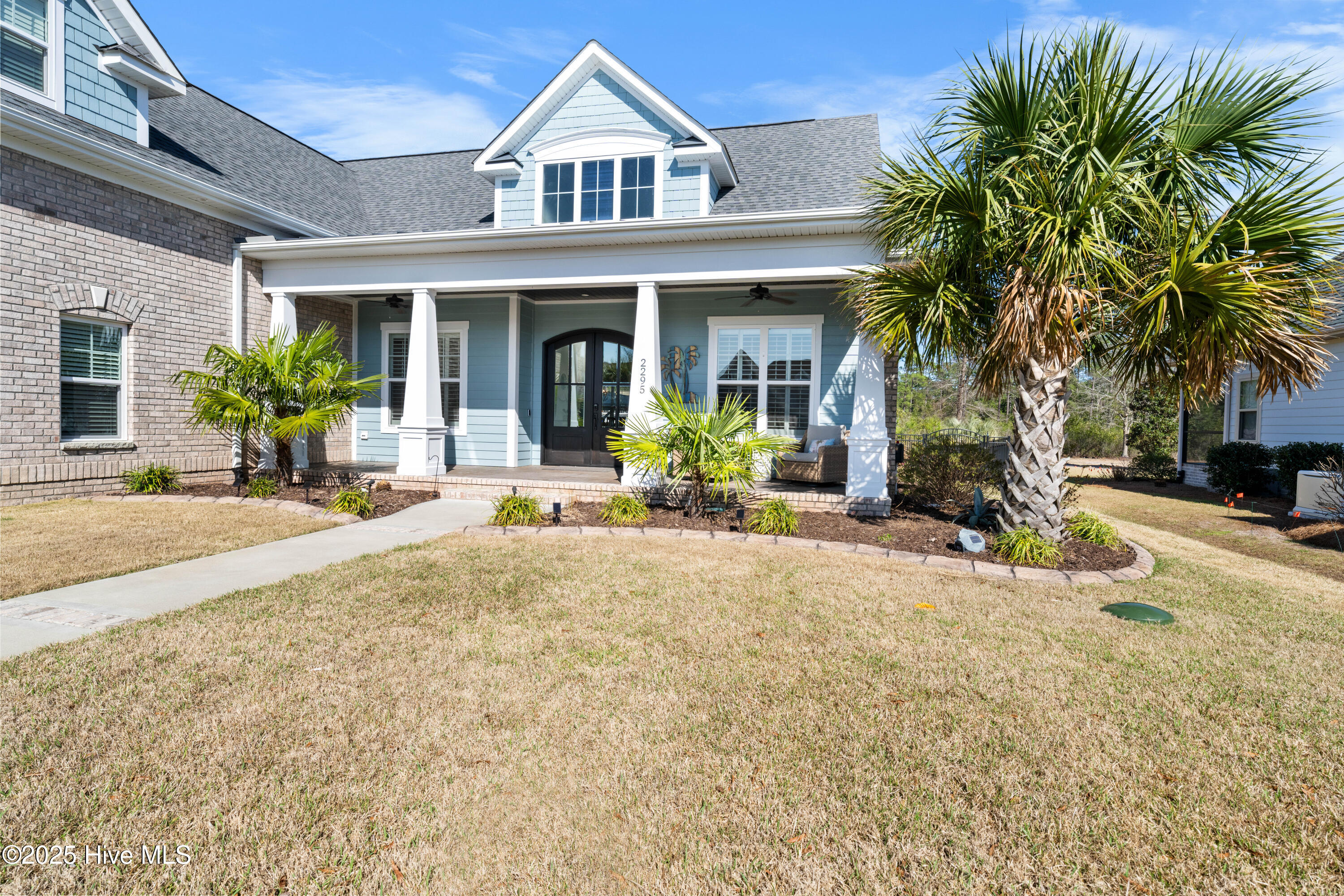 100494528 | Photo 13