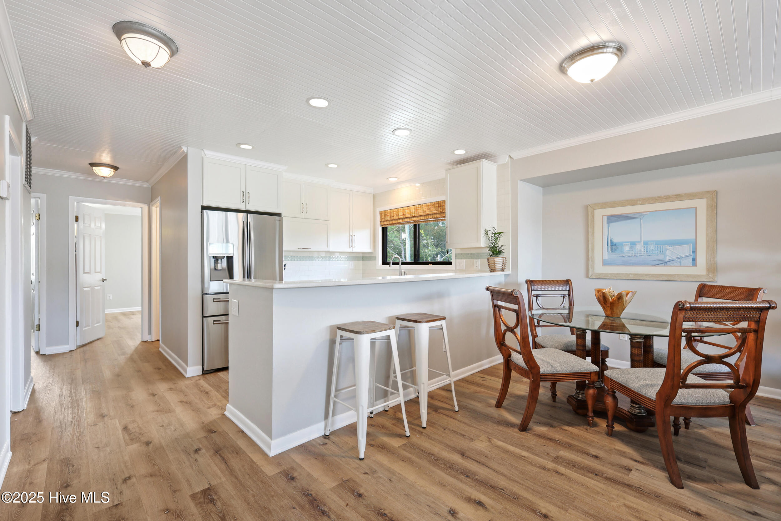 100559717 | Photo 26