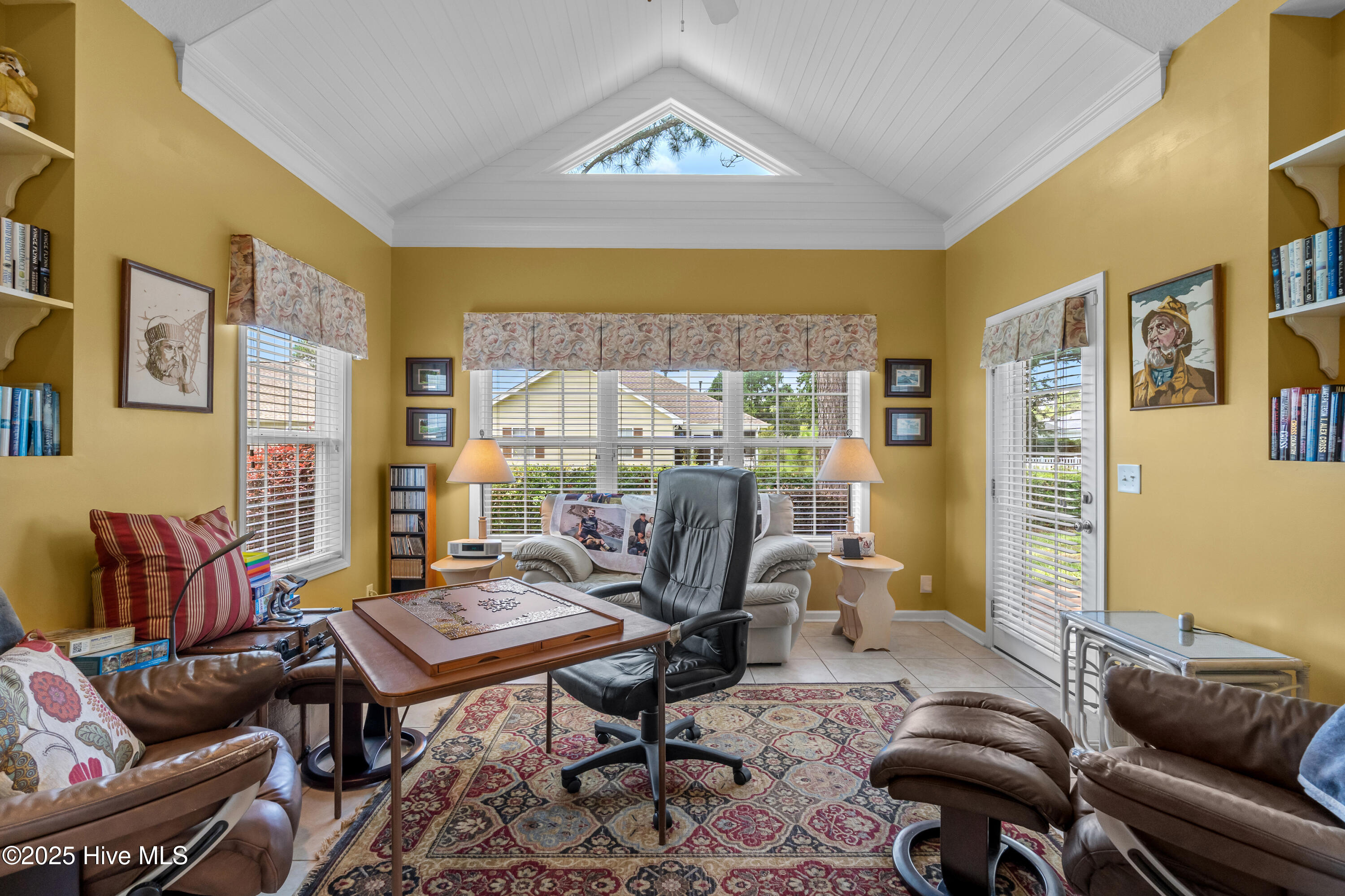 100517494 | Photo 25