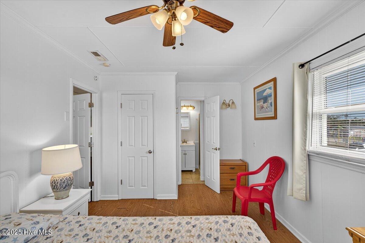 100536675 | Photo 18