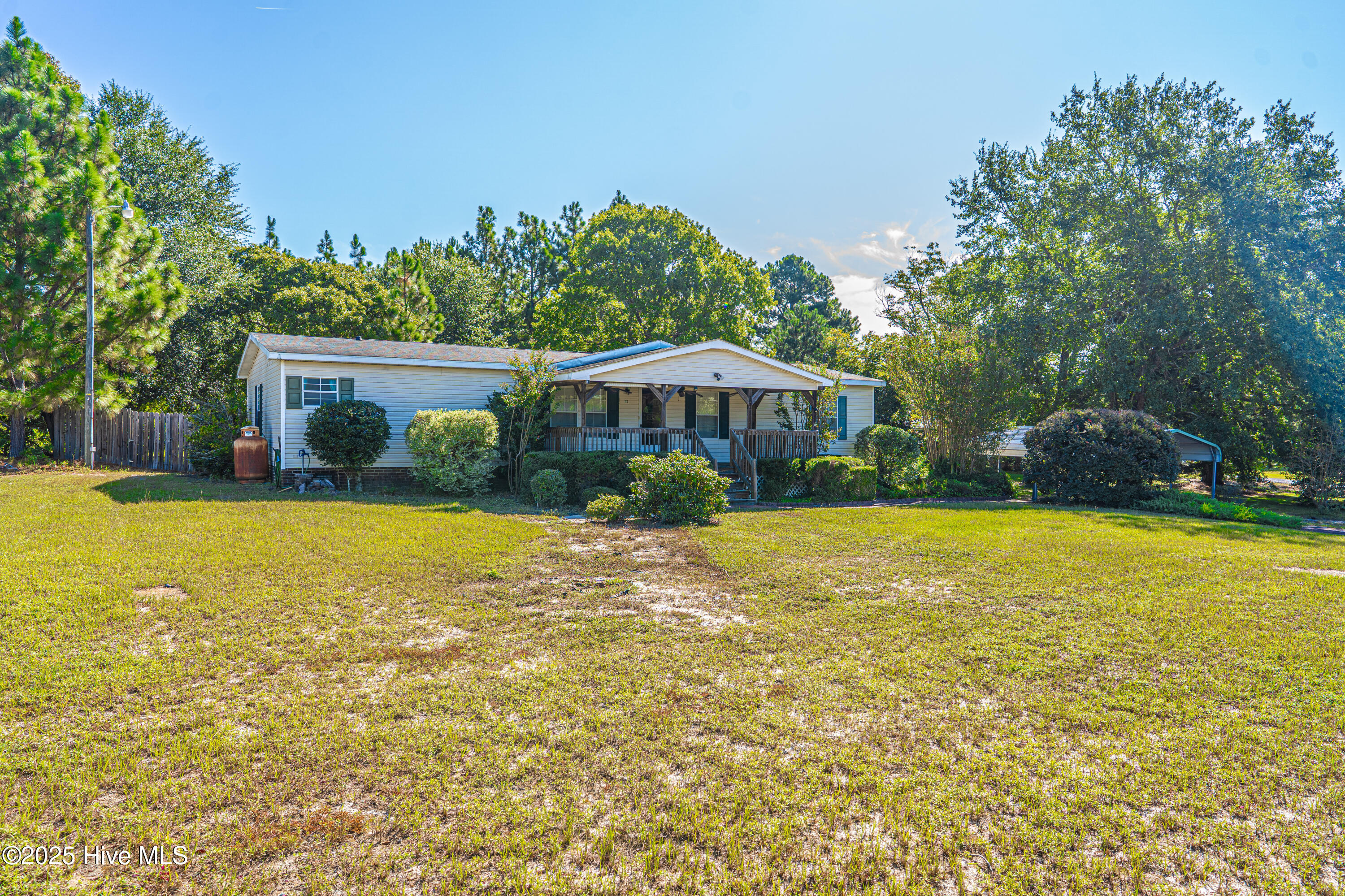 Homes for sale in West End, NC | 113 Holly Pl, West End, NC 27376 | MLS# 100530661