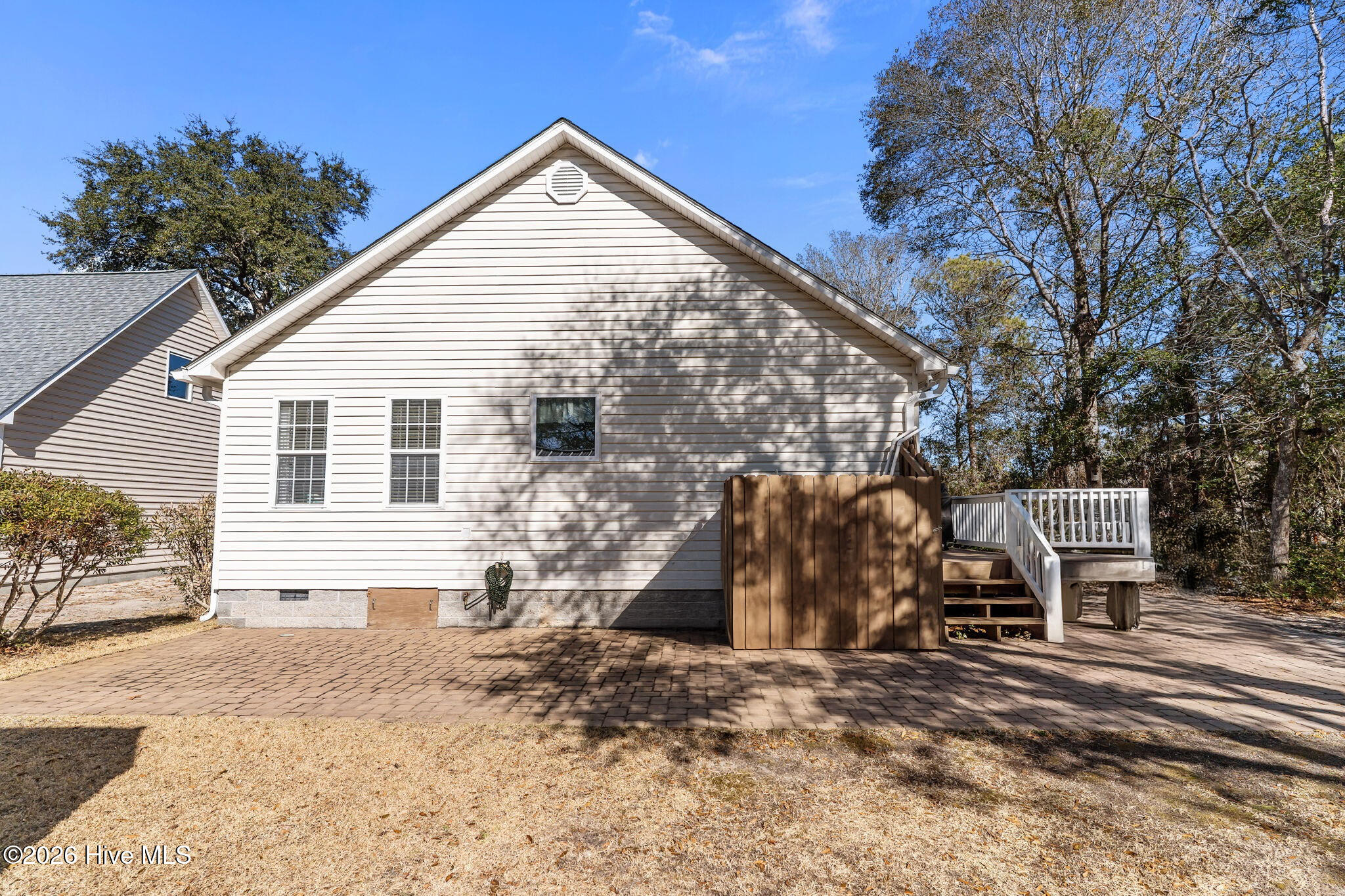 100546550 | Photo 35