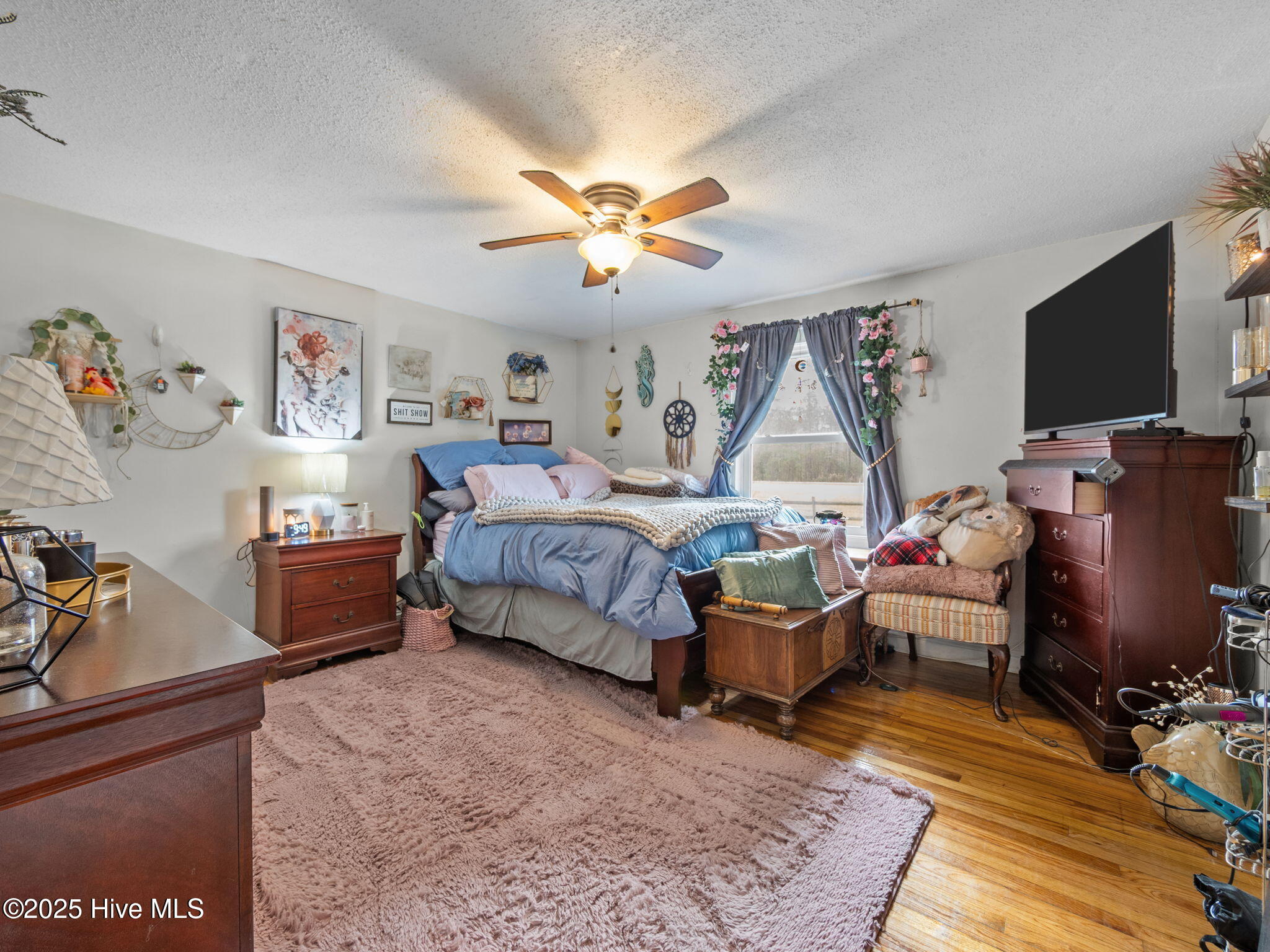 14-web-or-mls-PC084124