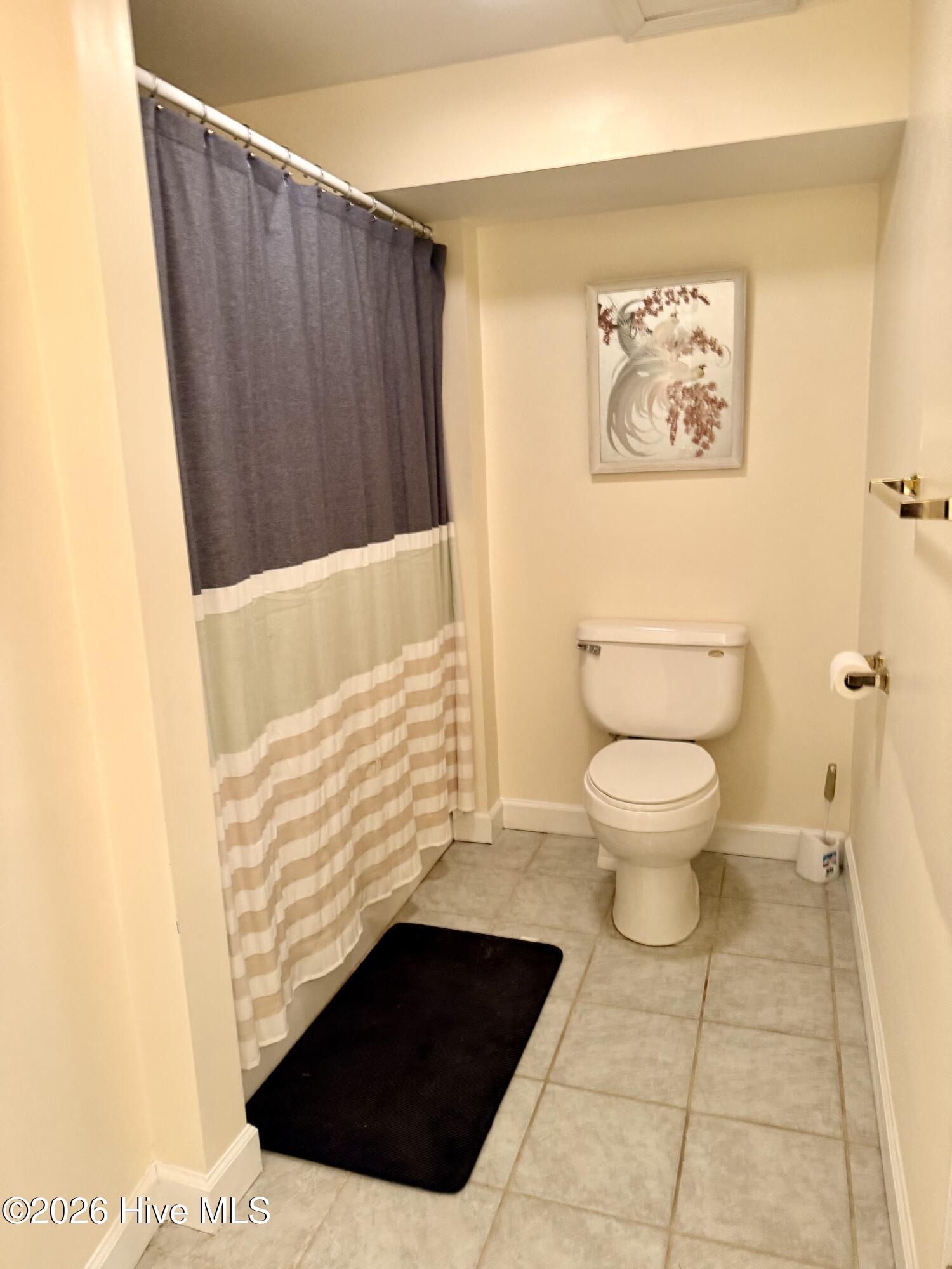 1st floor bath
