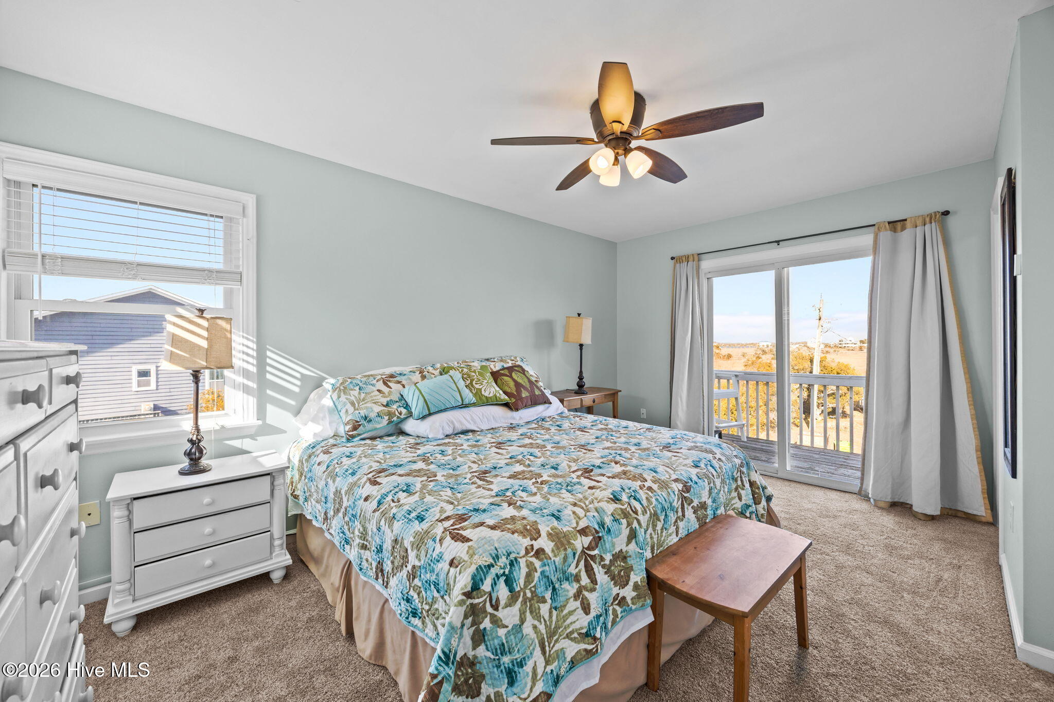 100553918 | Photo 25