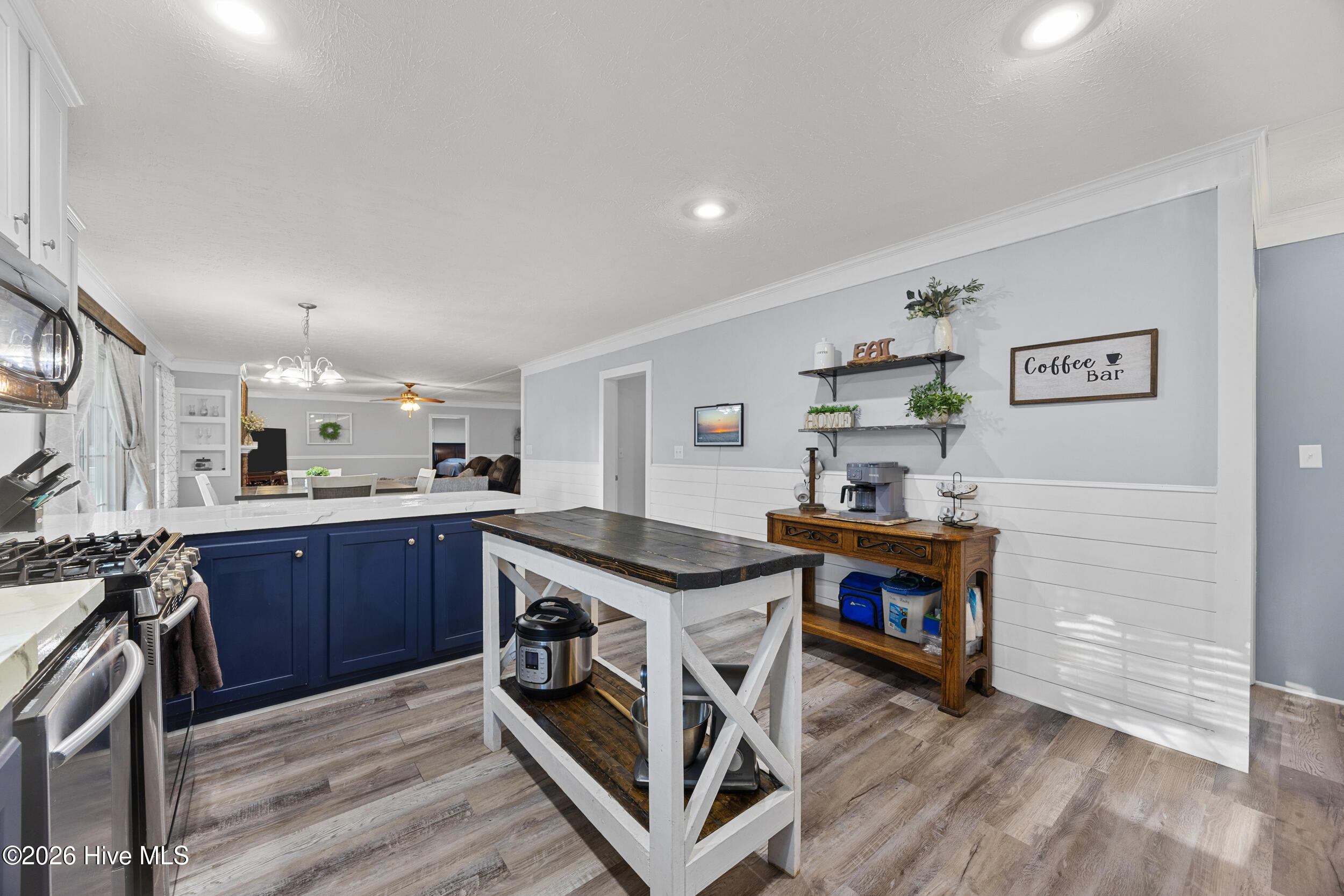 101 R & B Court, Chinquapin, NC 28521 – photo 14: 17_kitchen