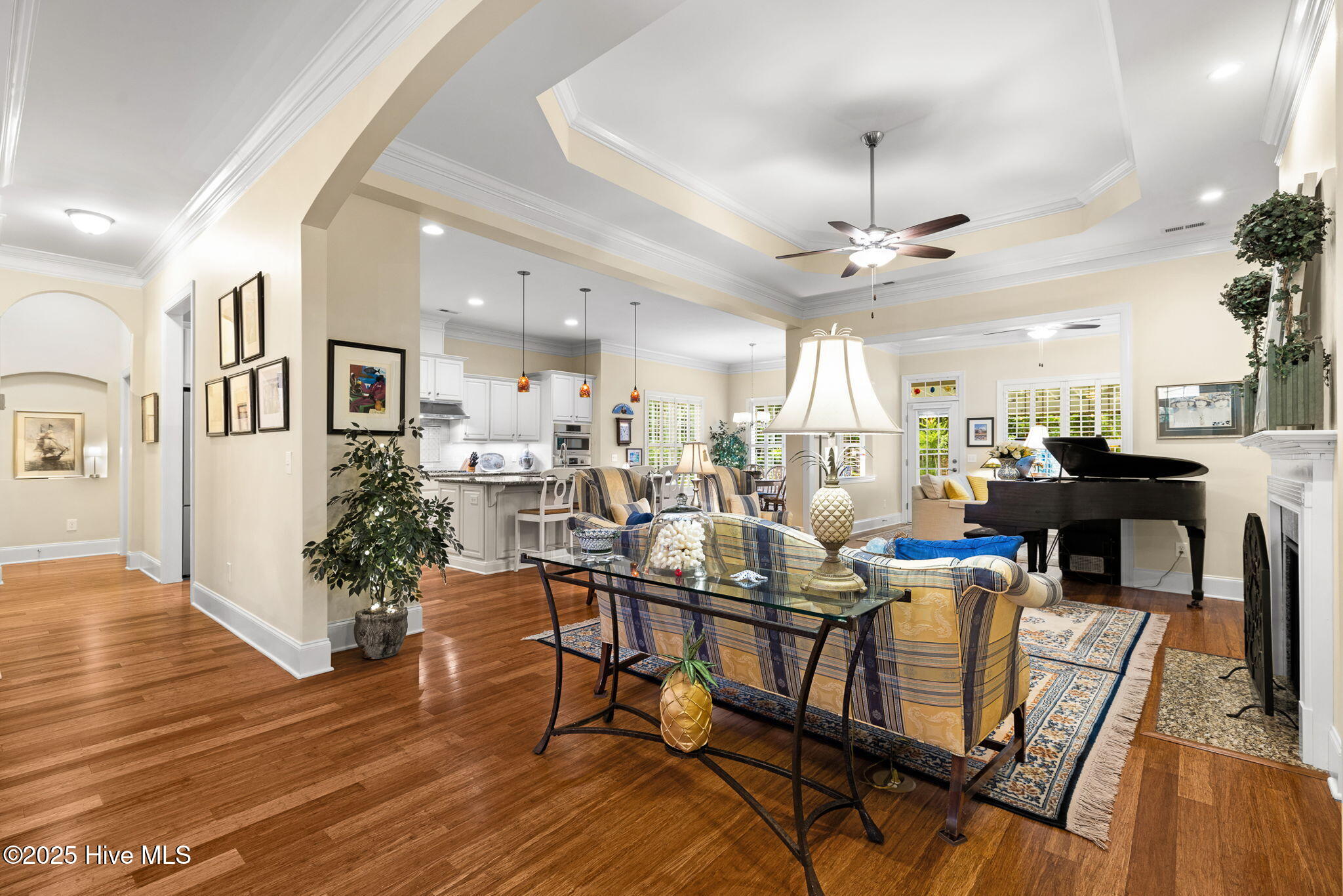 100508421 | Photo 27