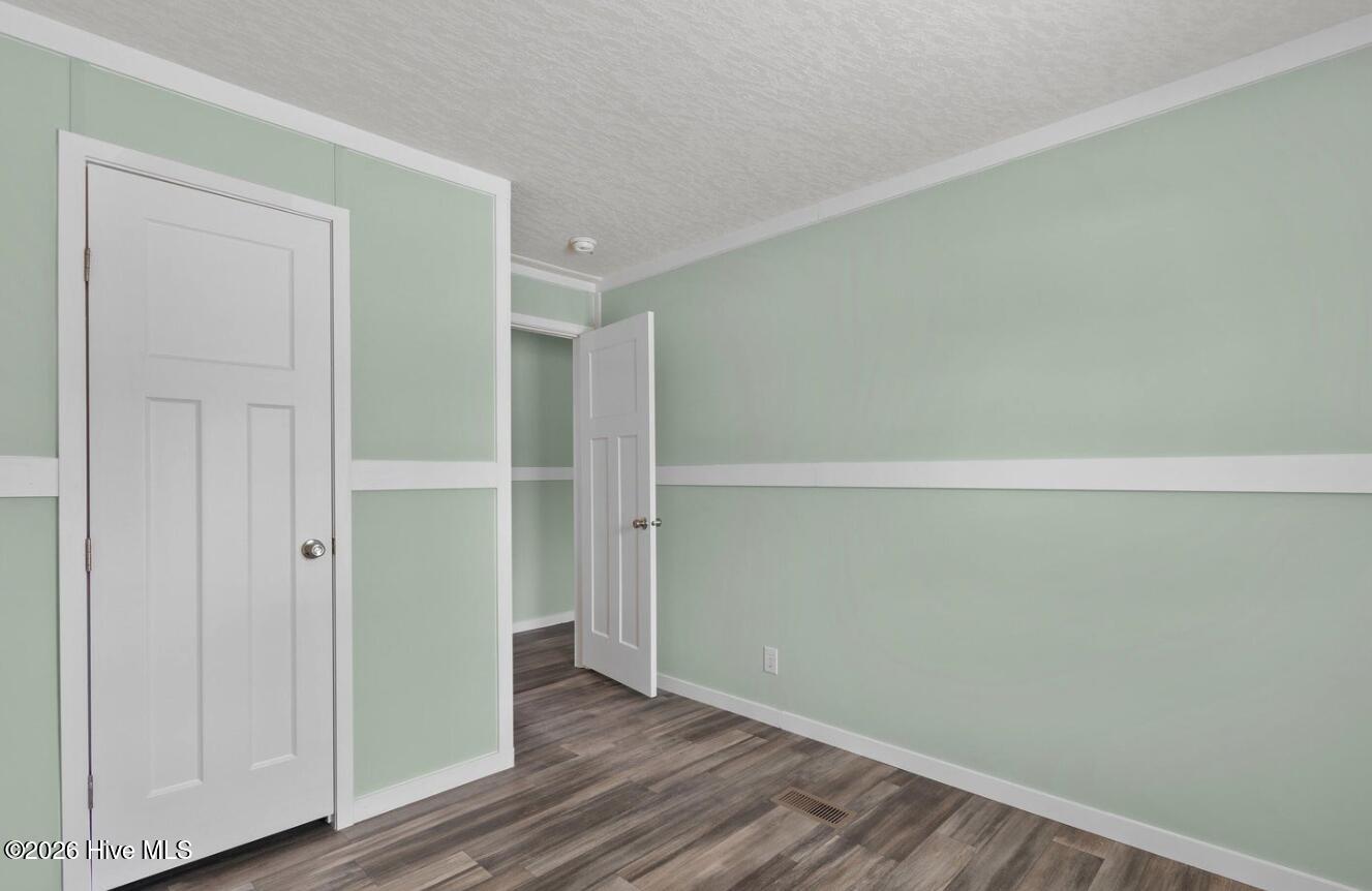 100550679 | Photo 19