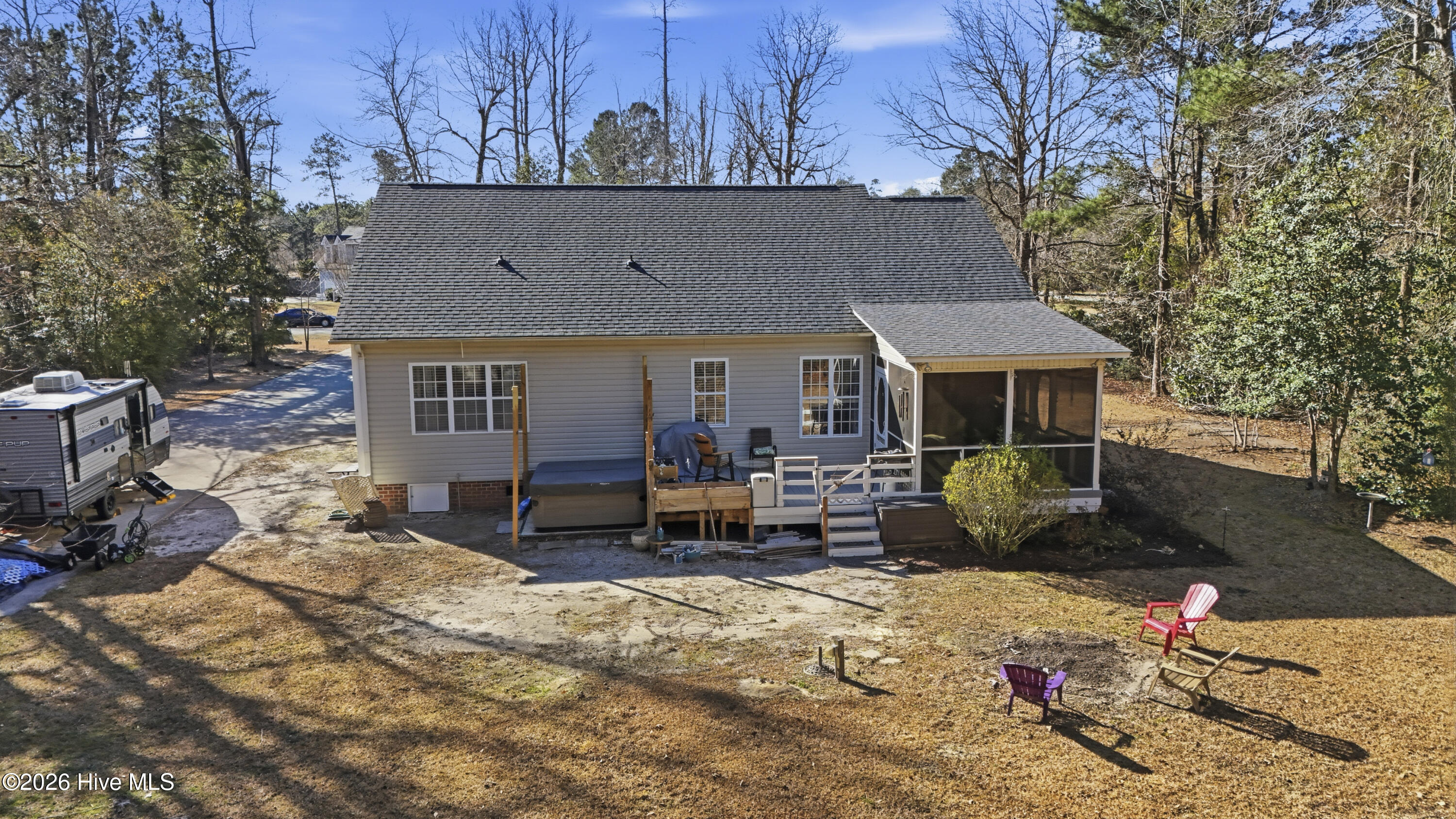 100562137 | Photo 36