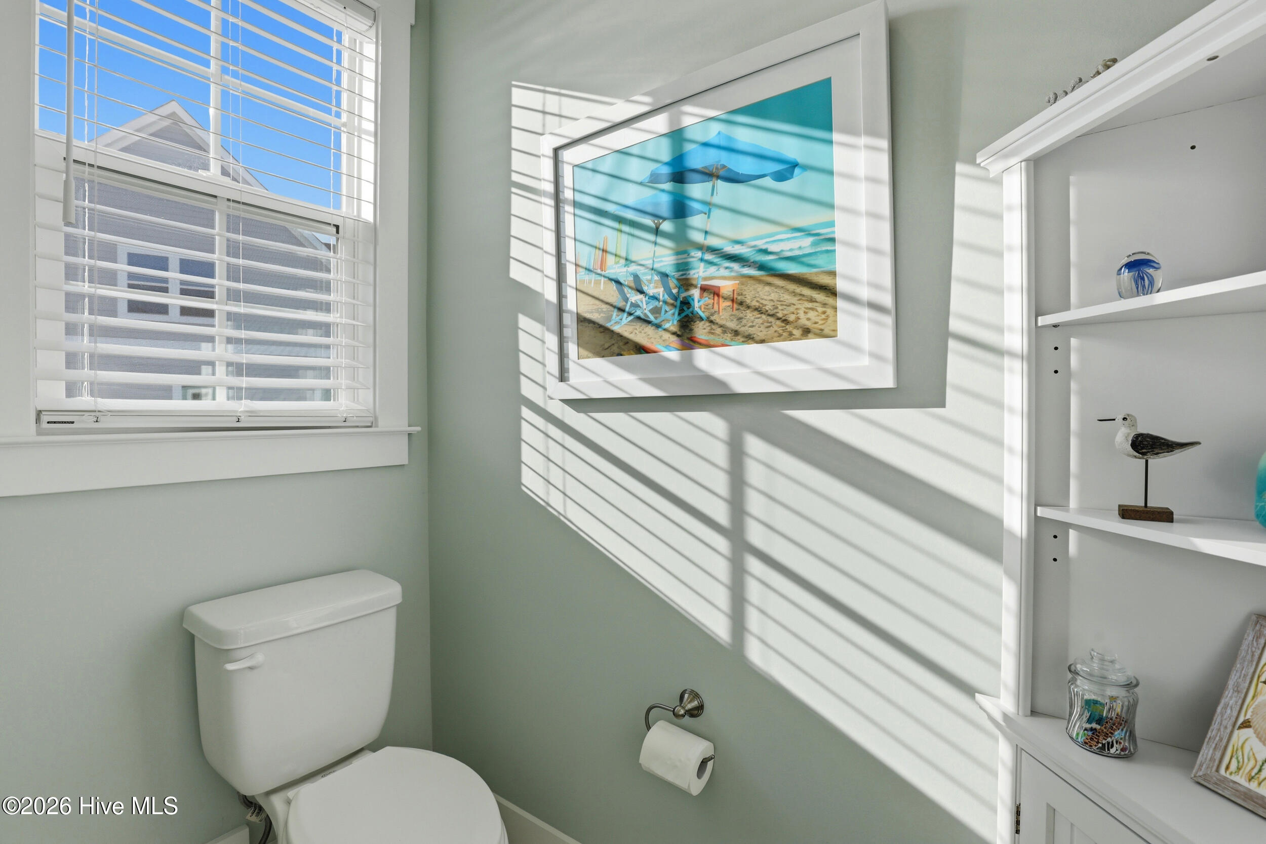 100562298 | Photo 37