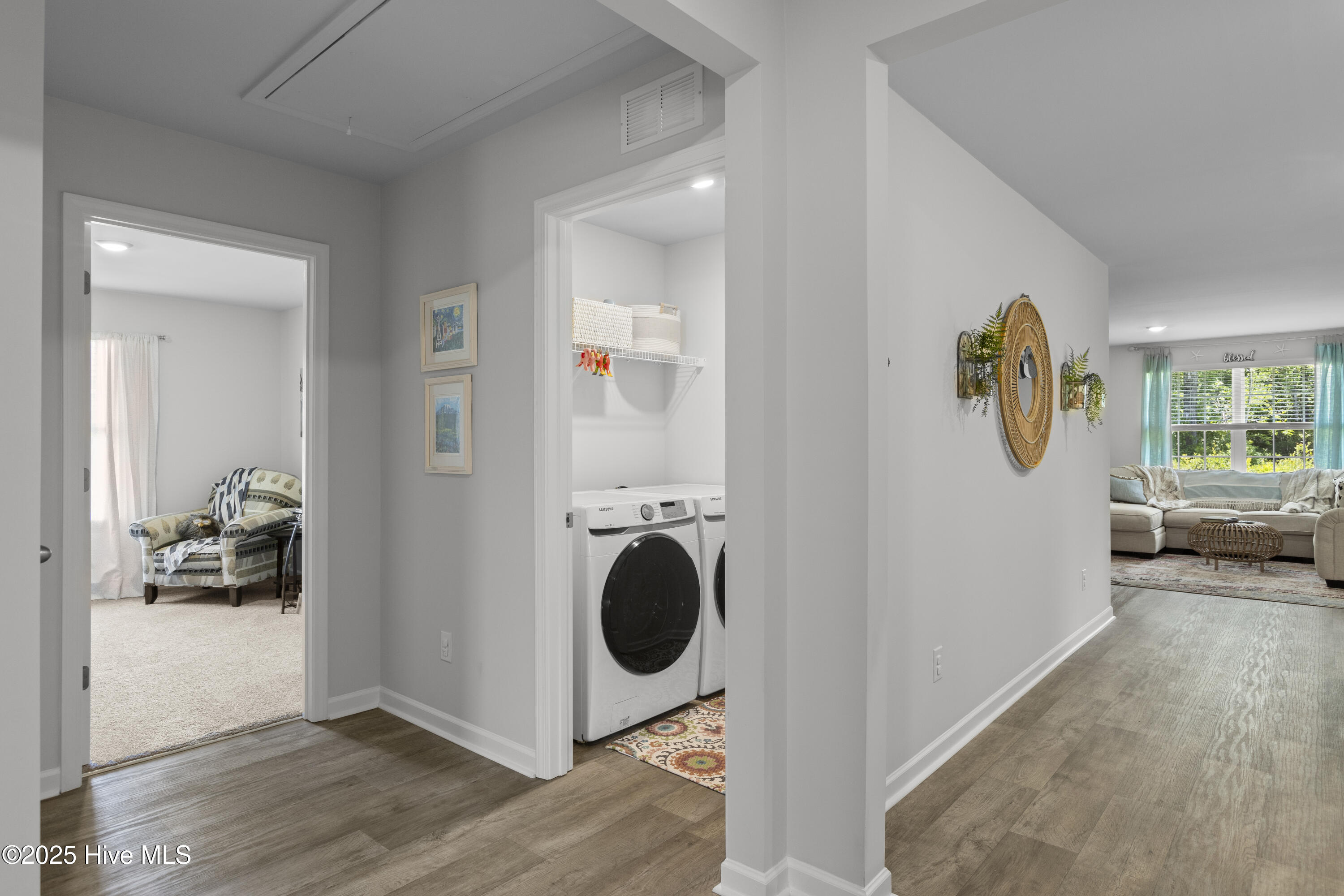 100511923 | Photo 18