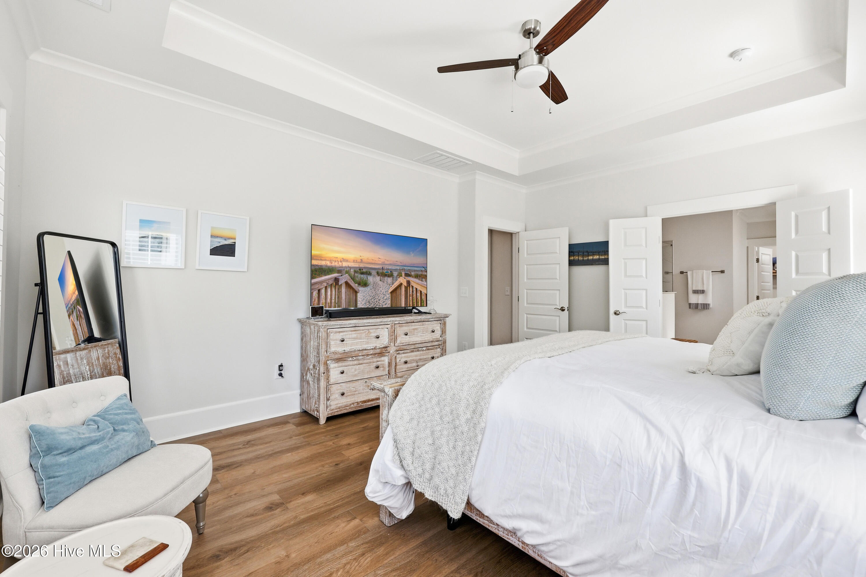 100564440 | Photo 15