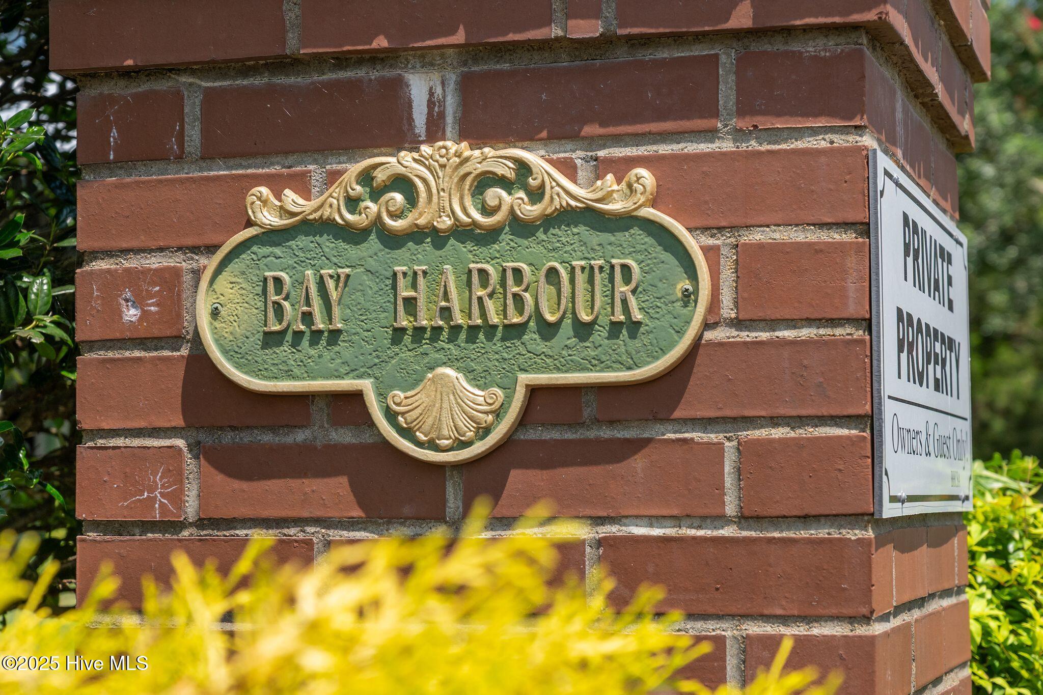 Homes for sale in Chocowinity, NC | 400 Island Dr, Chocowinity, NC 27817 | MLS# 100523231