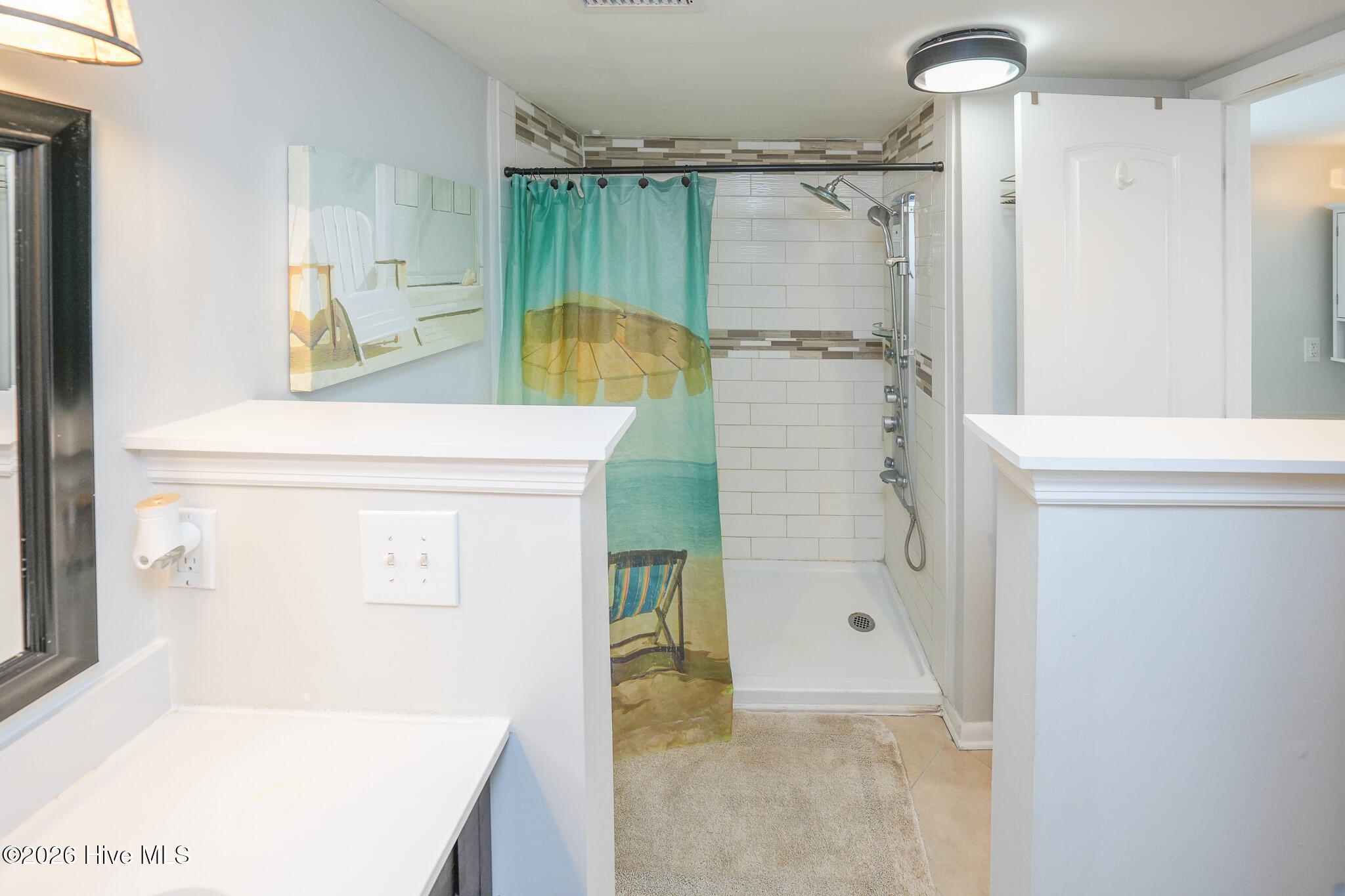 100519884 | Photo 16