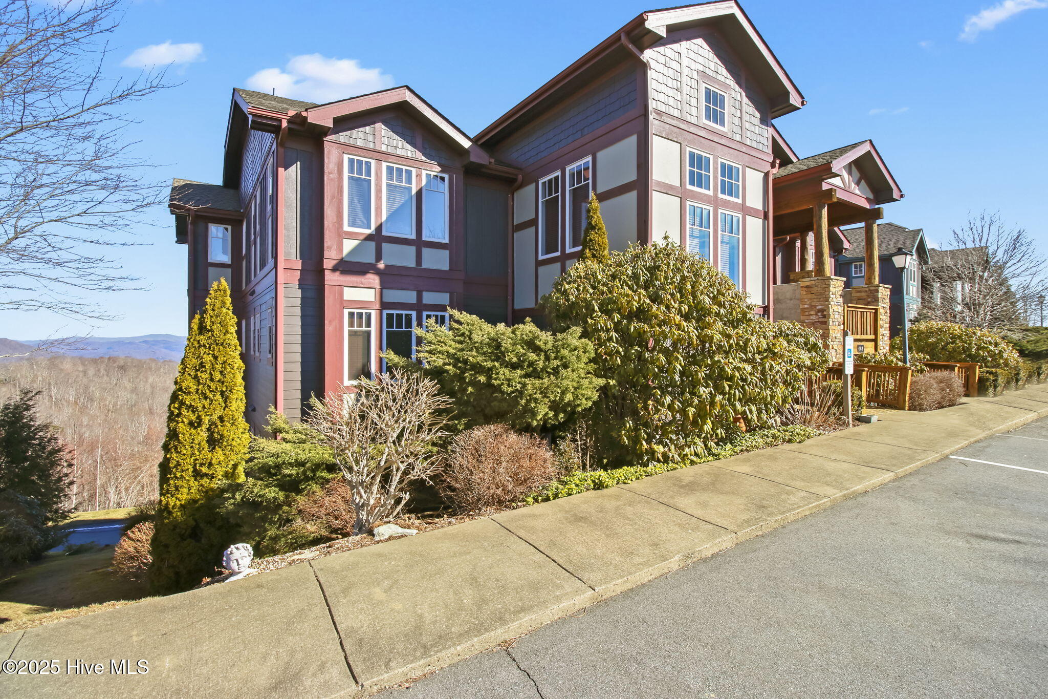 Homes for sale in Banner Elk, NC | 482 Indian Paintbrush Dr #Rl1, Banner Elk, NC 28604 | MLS# 100533279