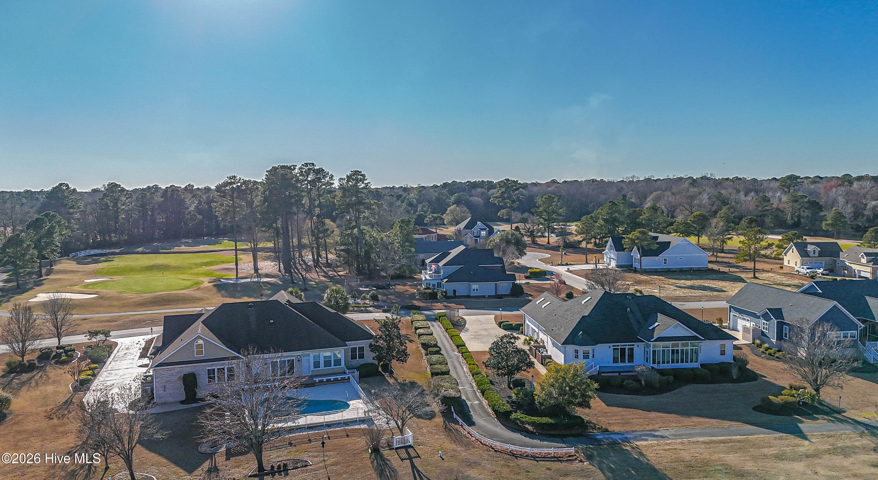 100553430 | Photo 81