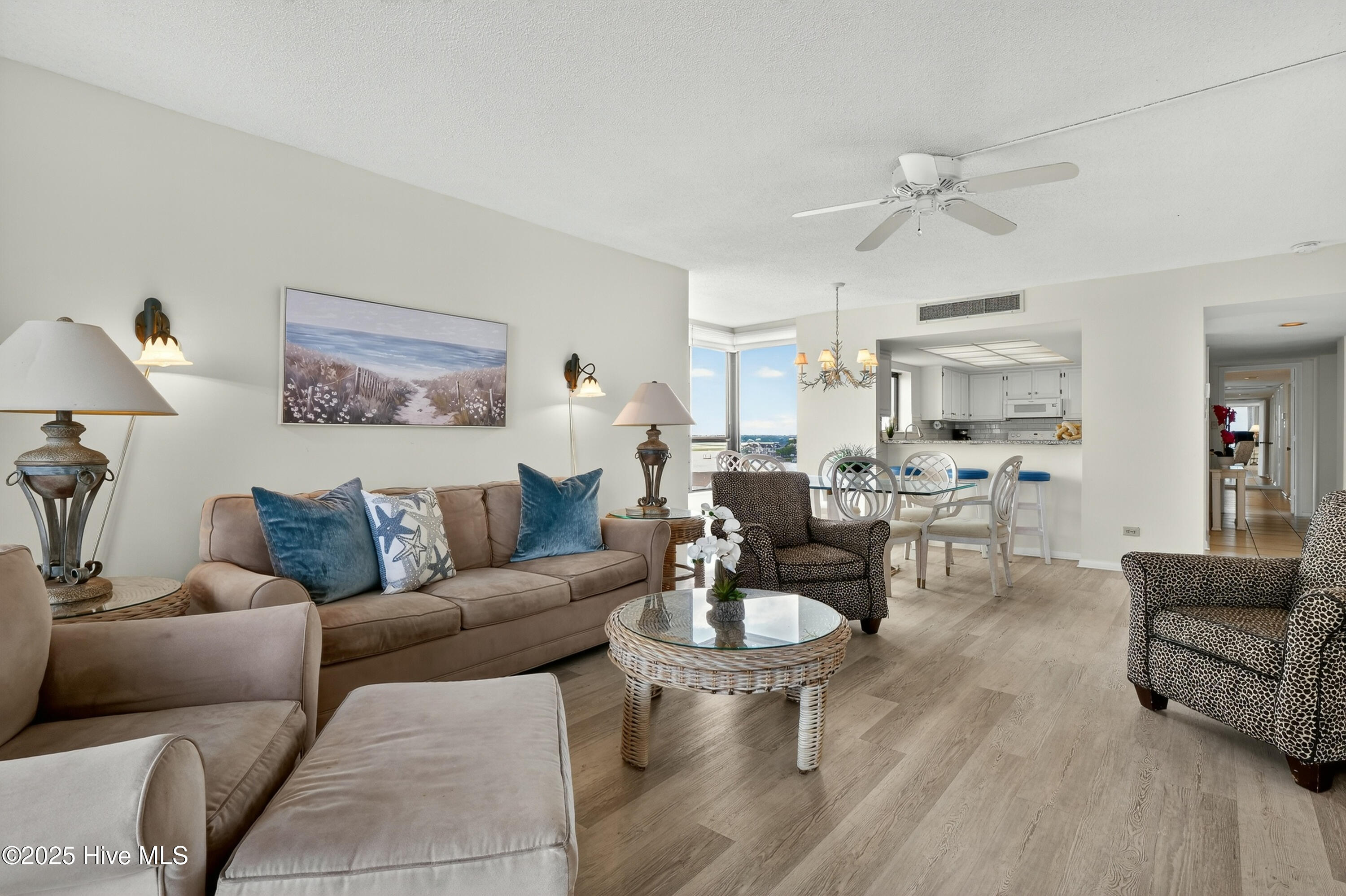 95 S Lumina Avenue 6-K, Wrightsville Beach, NC 28480 – photo 11: Station One - 6-K (11)