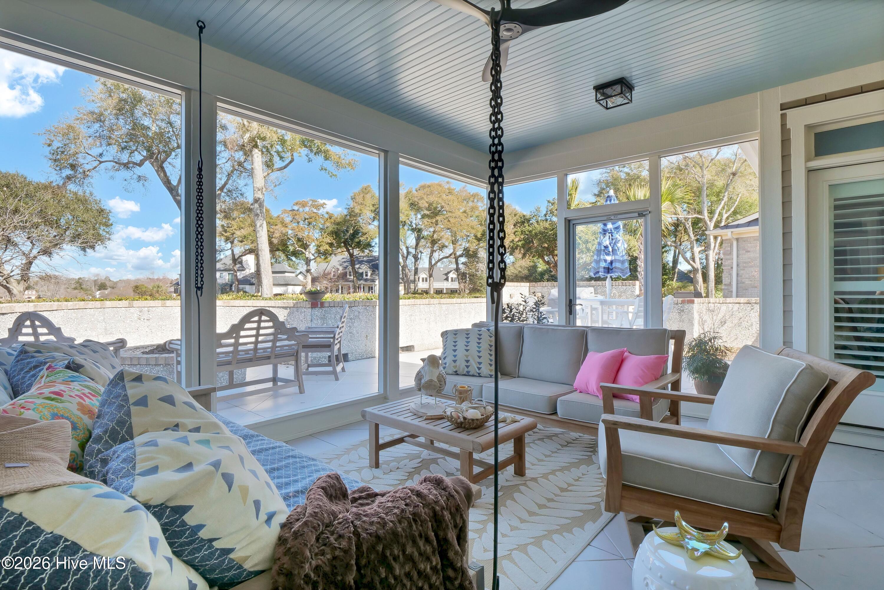 100554551 | Photo 43