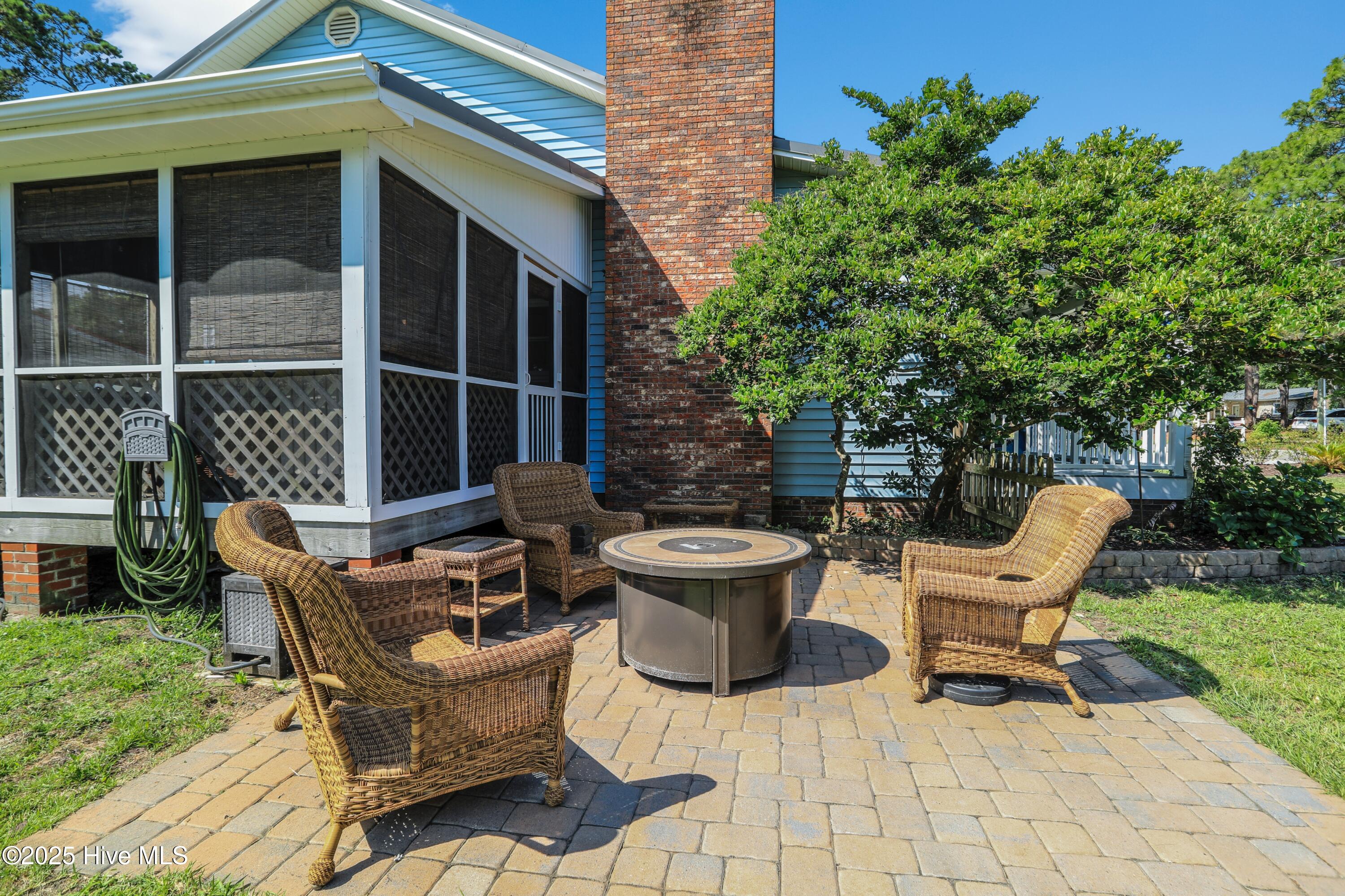 100513124 | Photo 12