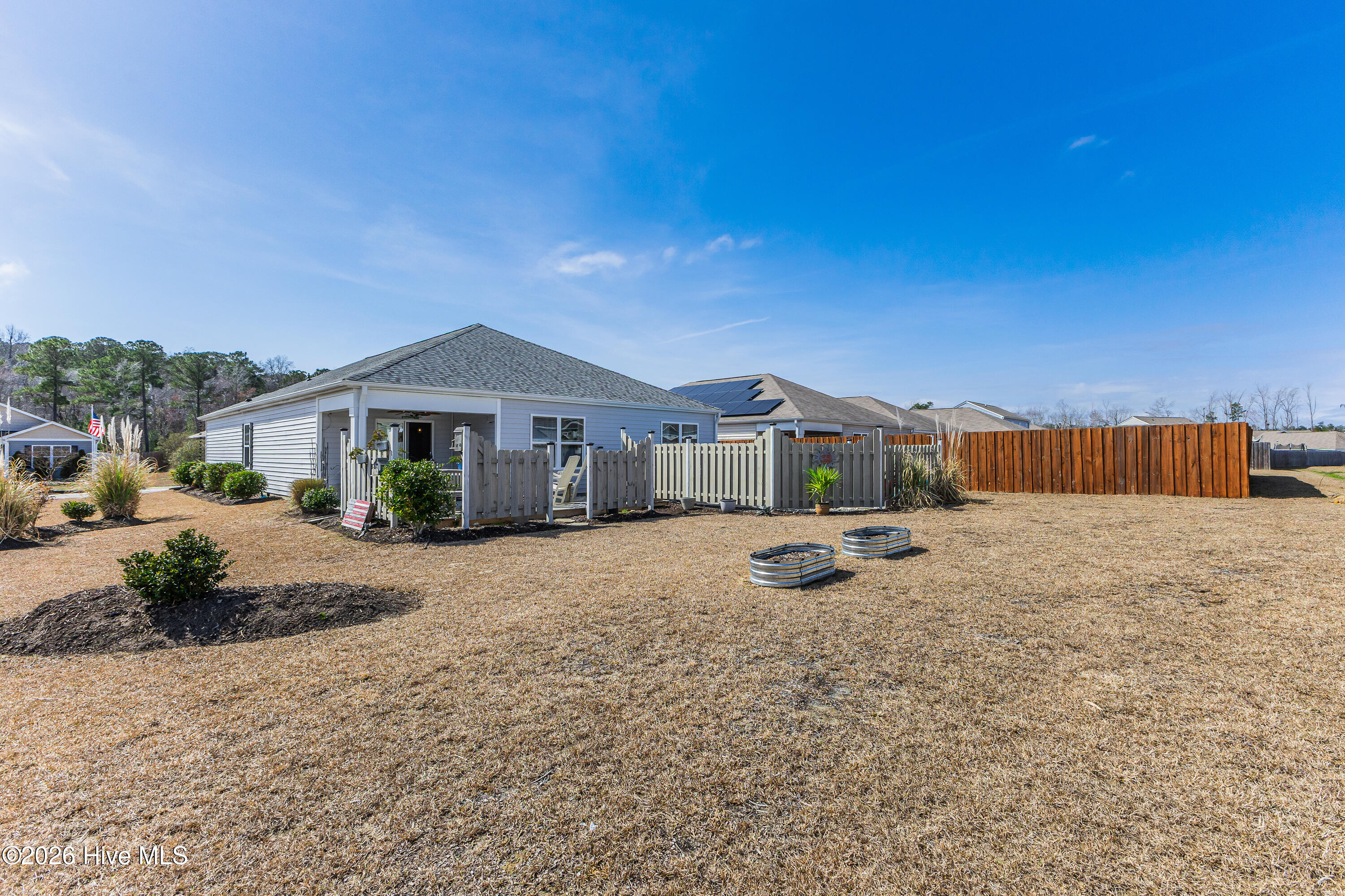 100559432 | Photo 35