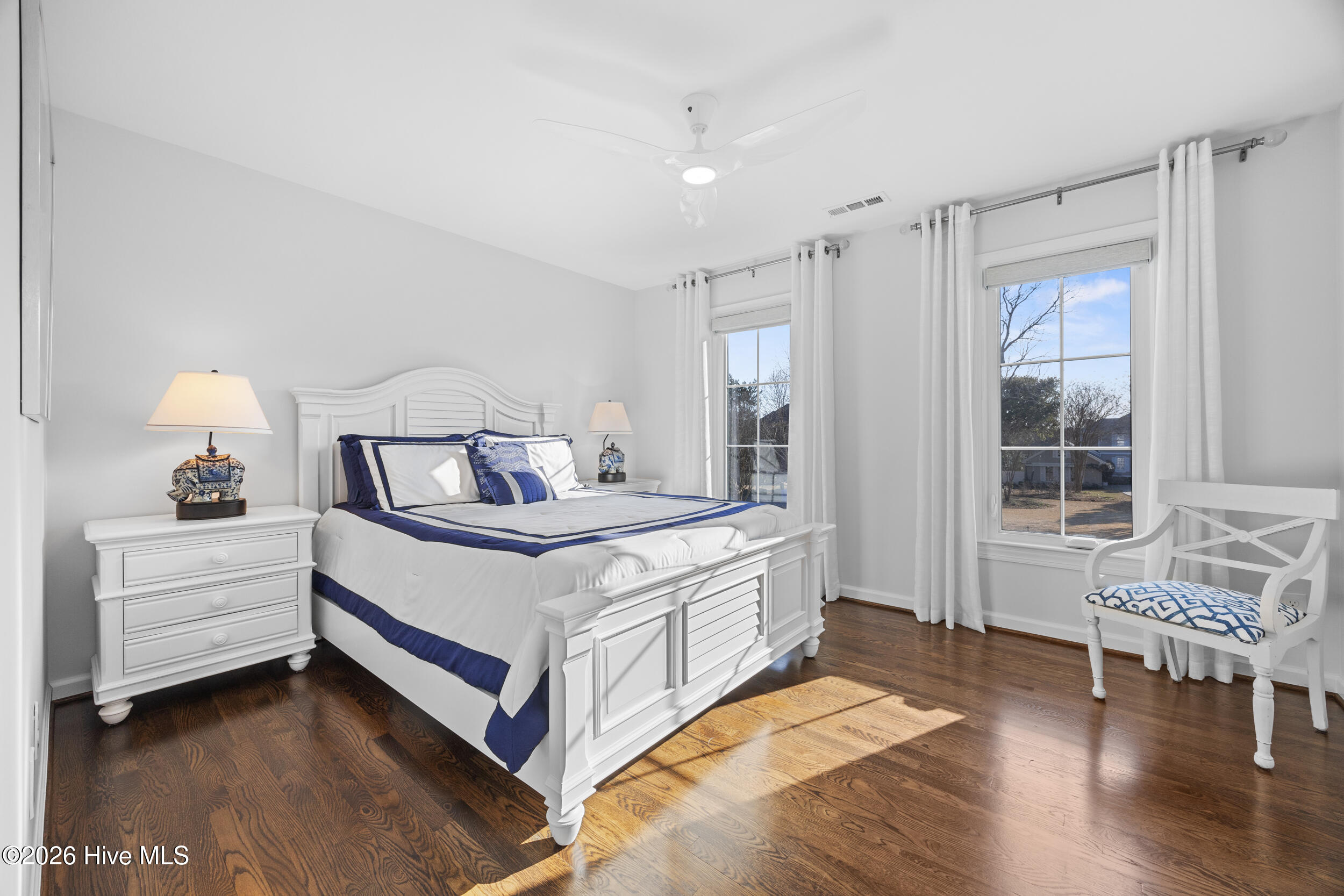 100553782 | Photo 49