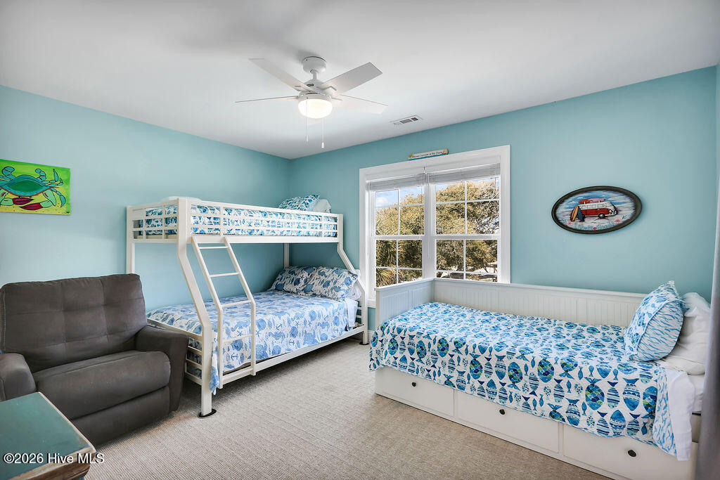 100565368 | Photo 10