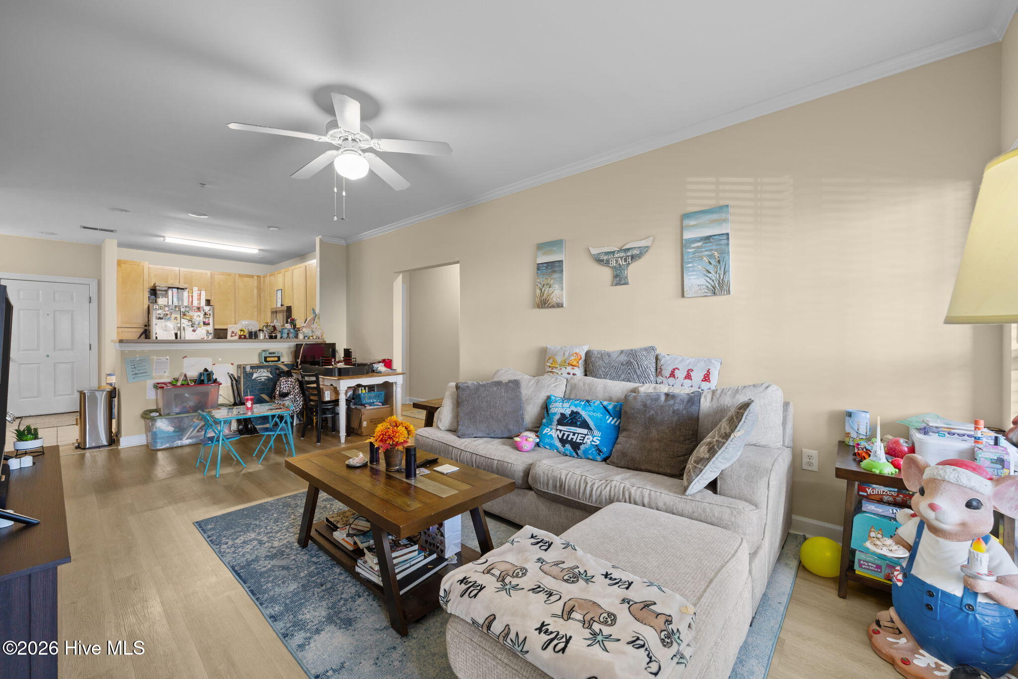 100558986 | Photo 10