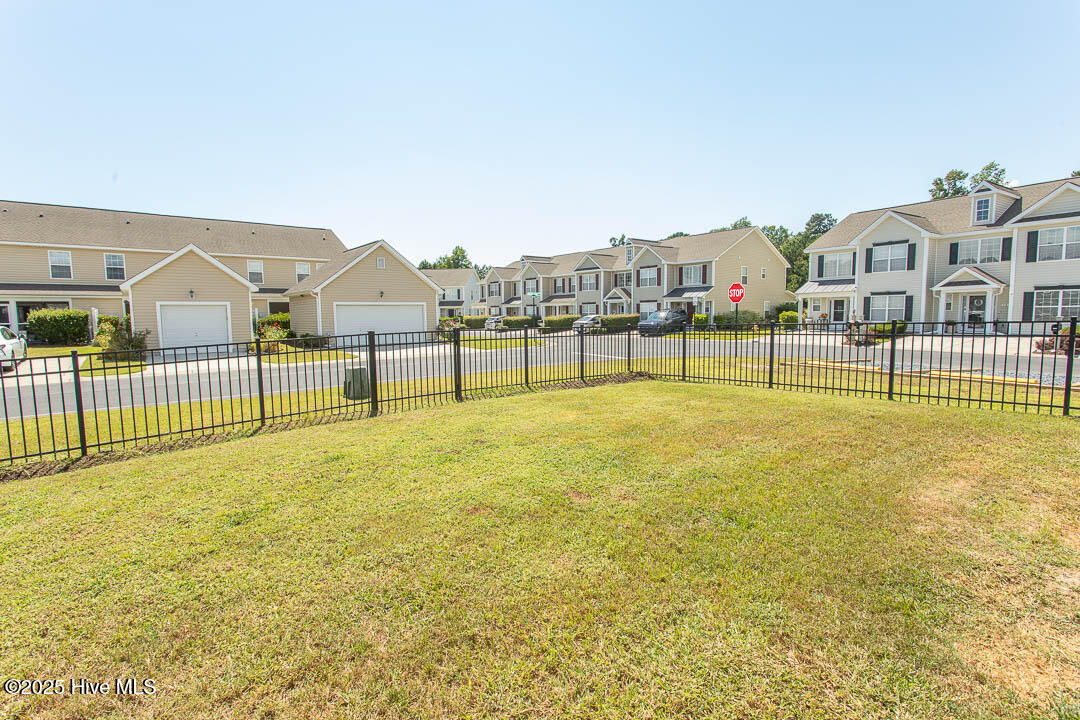 100529598 | Photo 34