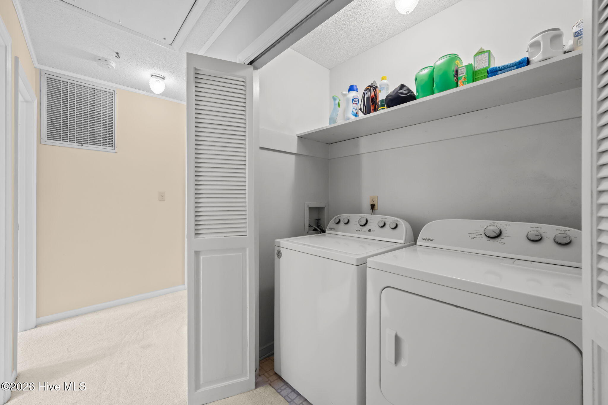 100555797 | Photo 35