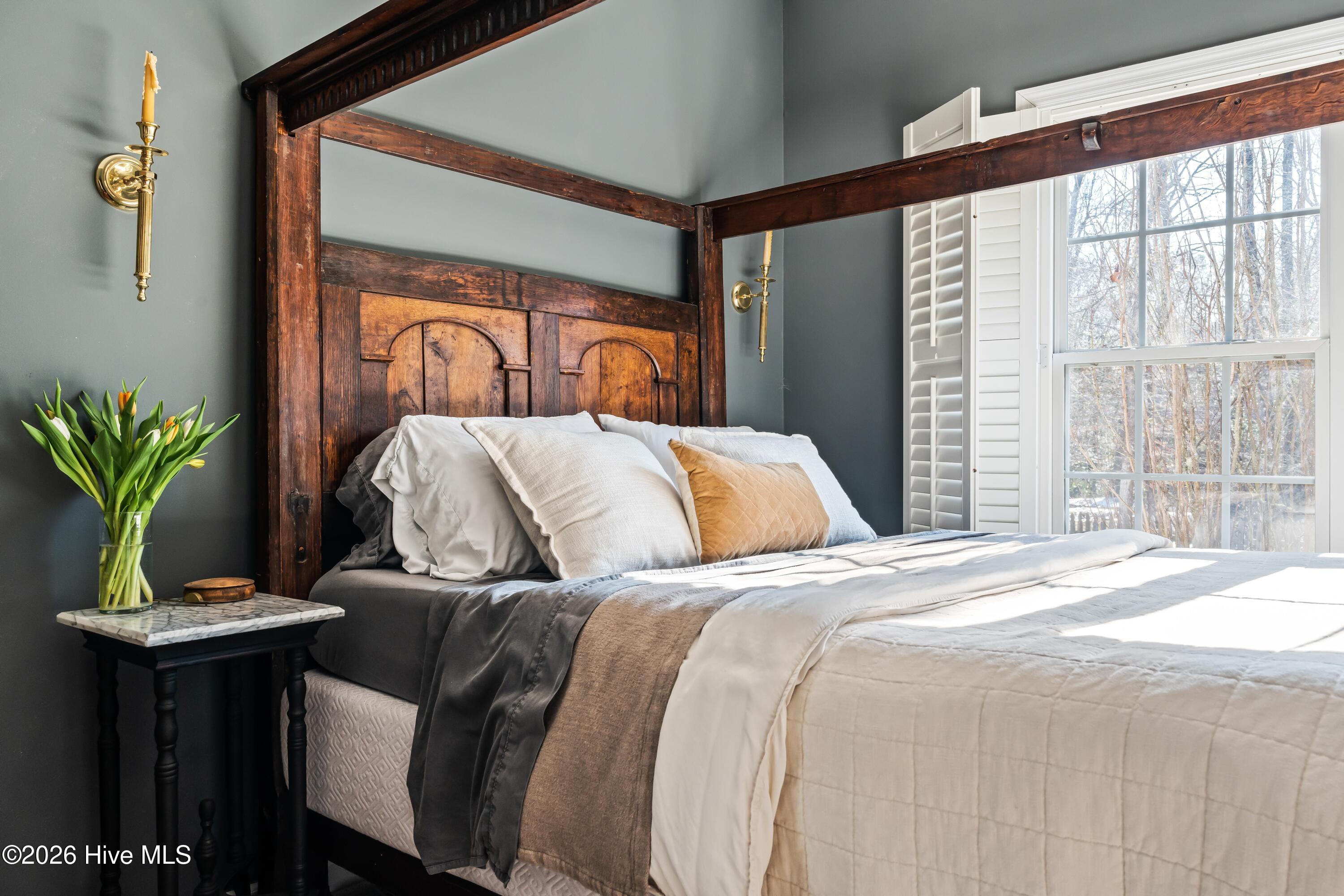 100556314 | Photo 32