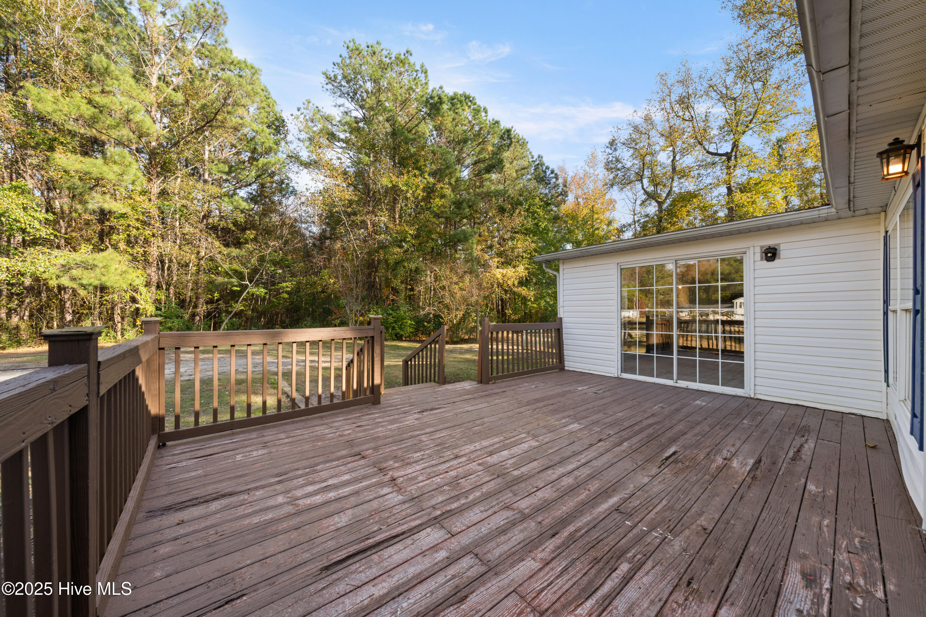 100541471 | Photo 36