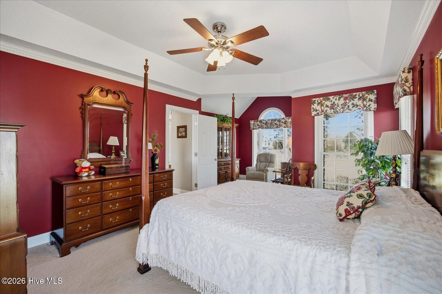 100560950 | Photo 24