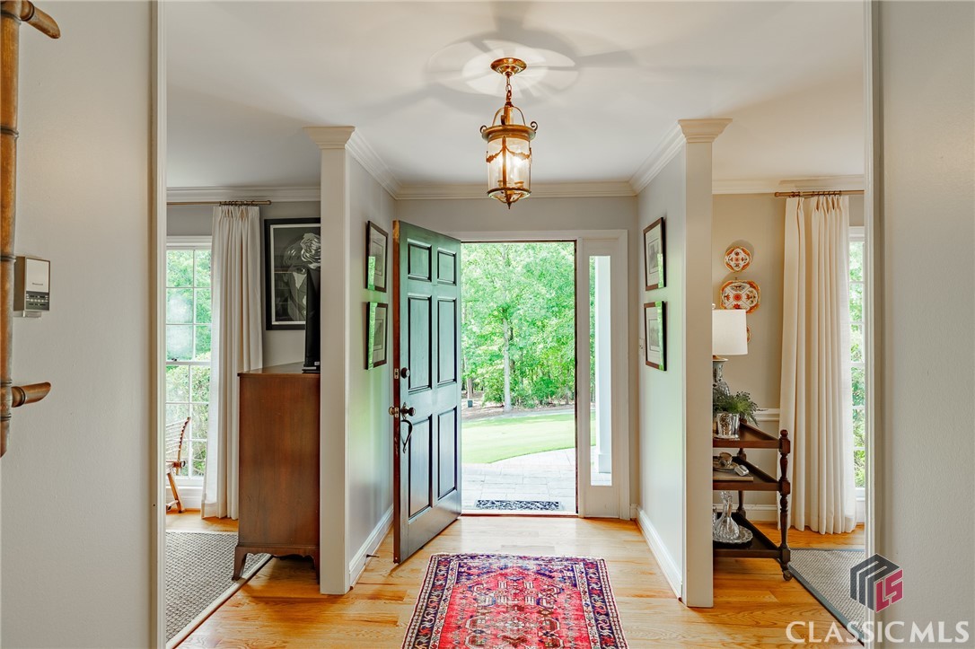 1060 Woodhollow Lane