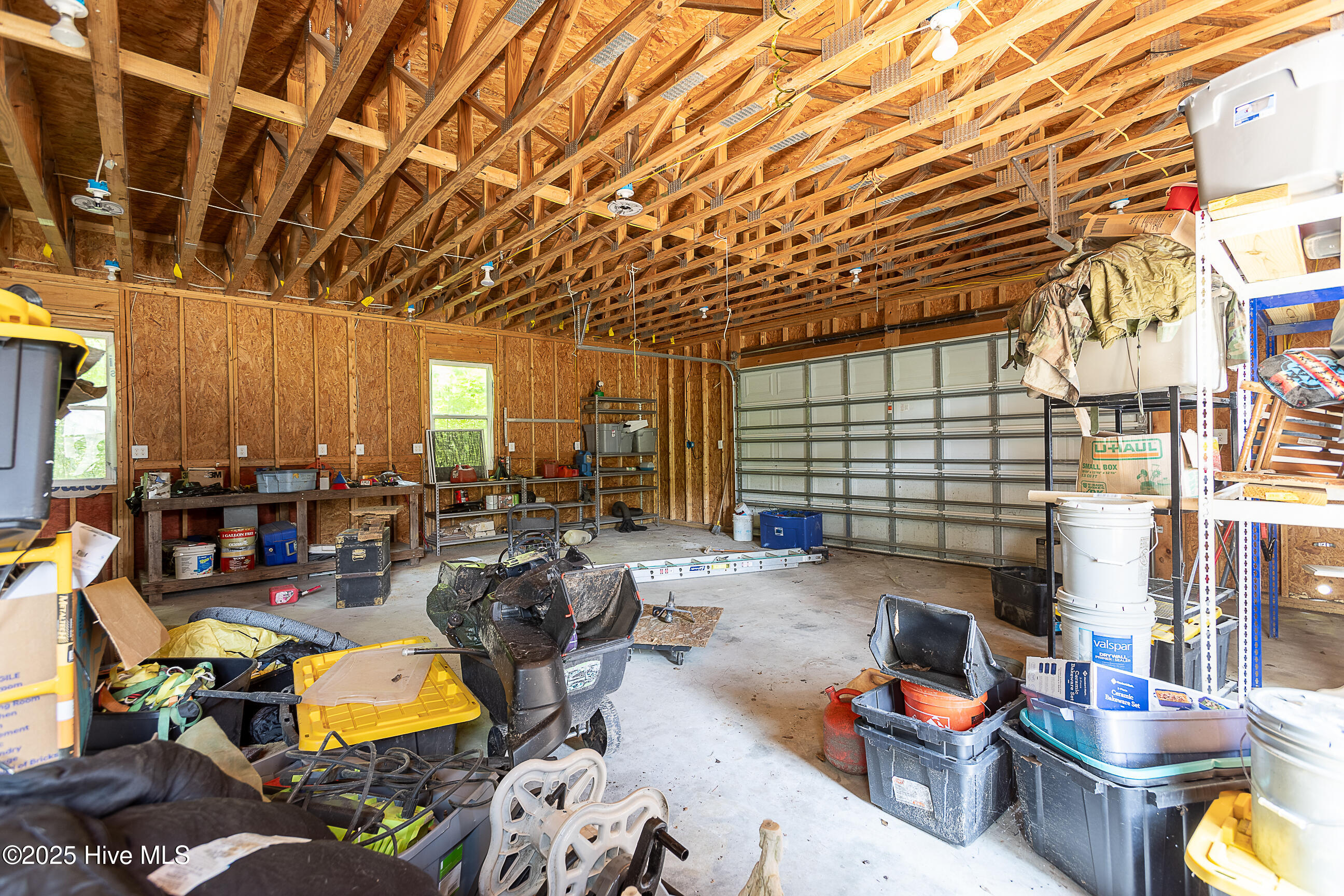 100516576 | Photo 23