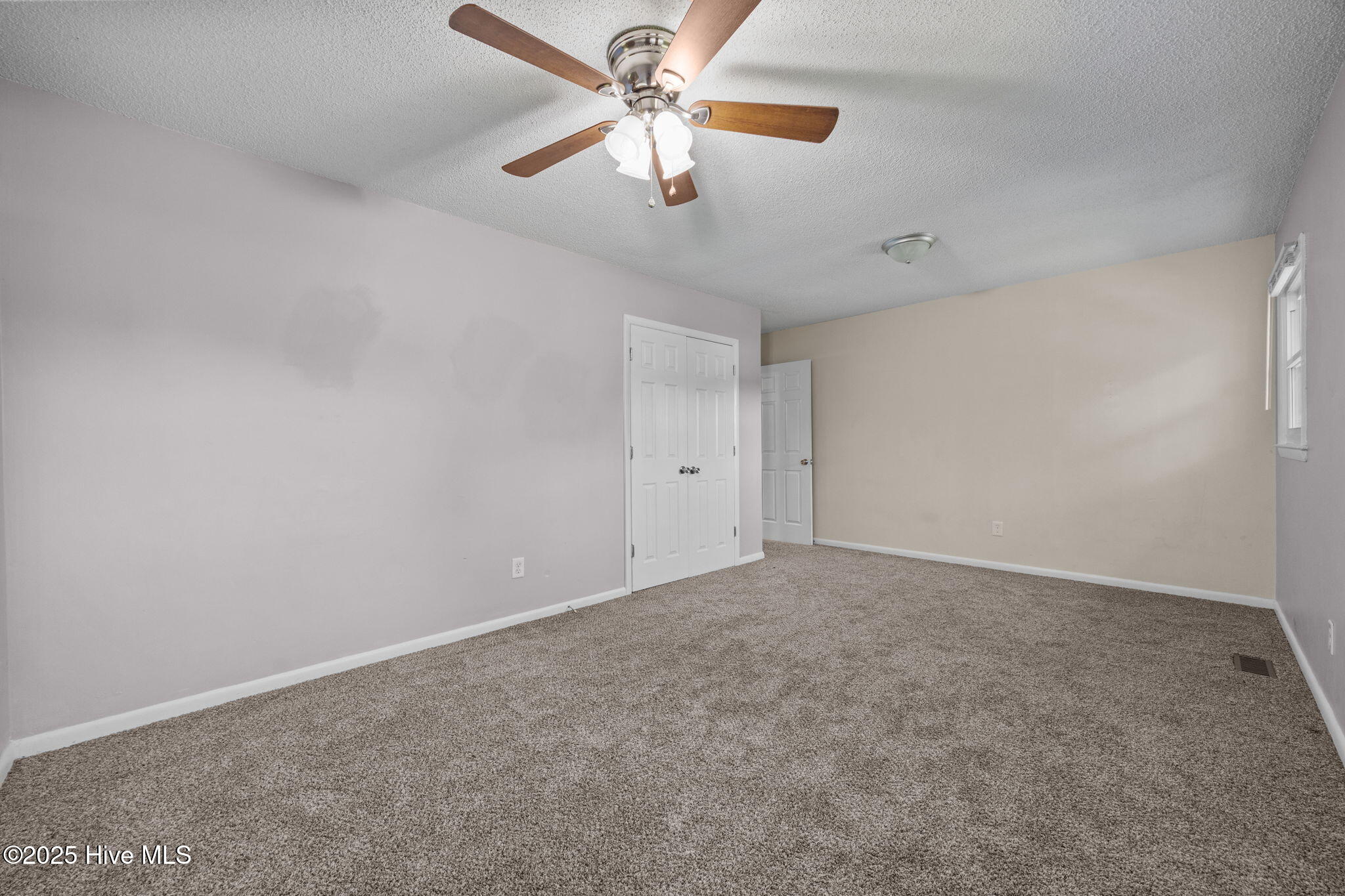 100539019 | Photo 26