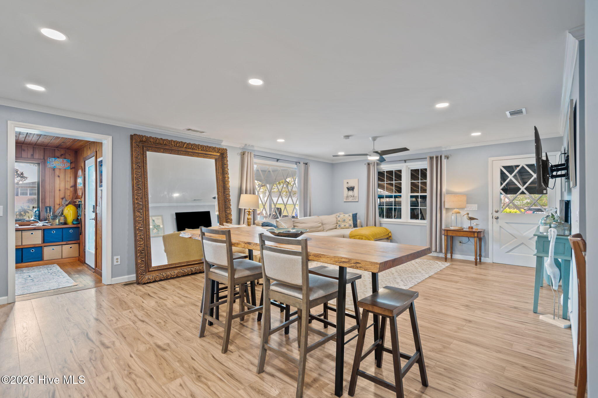 100564624 | Photo 17